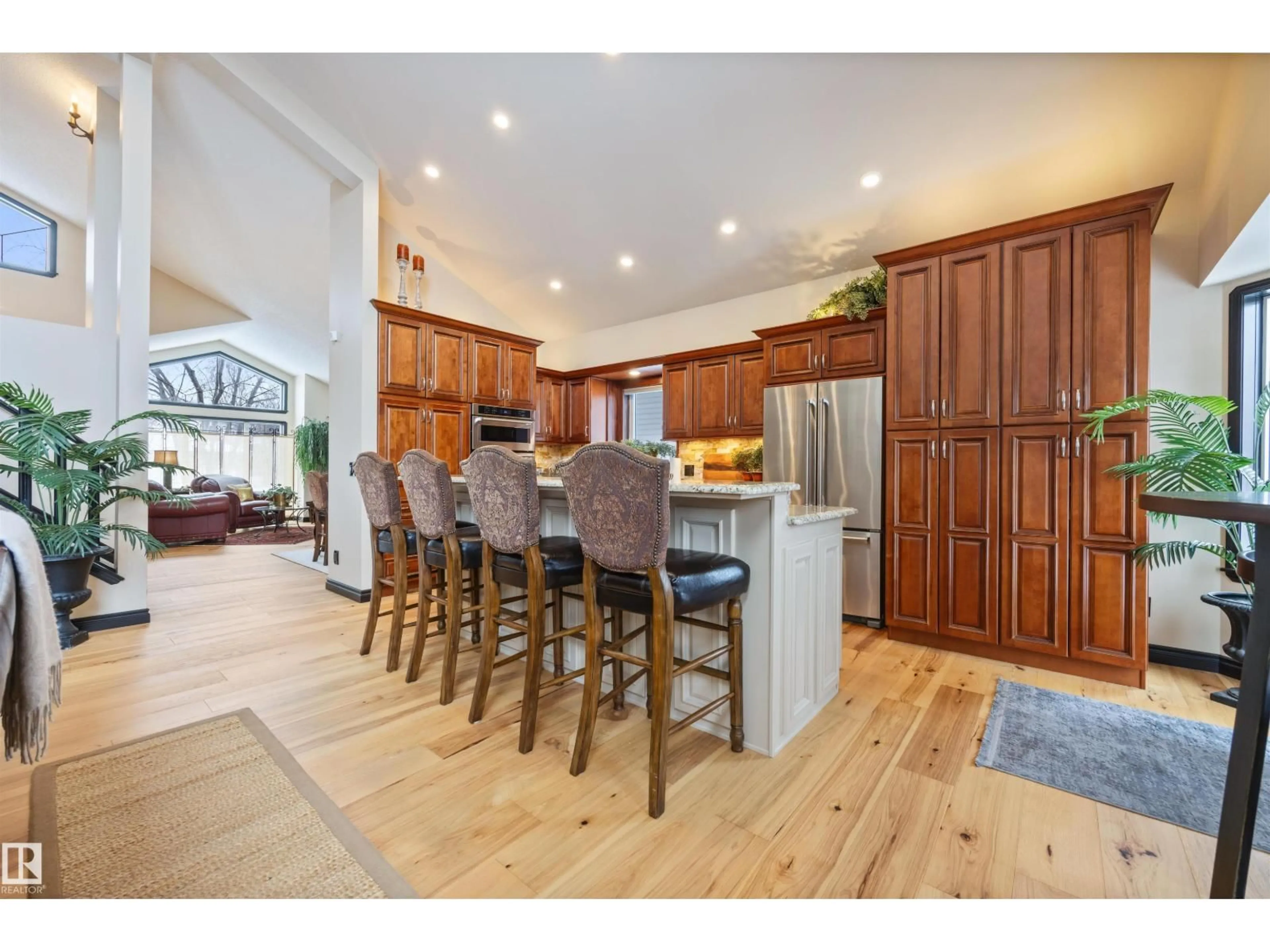 Open concept kitchen, unknown for 194 NORWICH CR, Sherwood Park Alberta T8A5T7