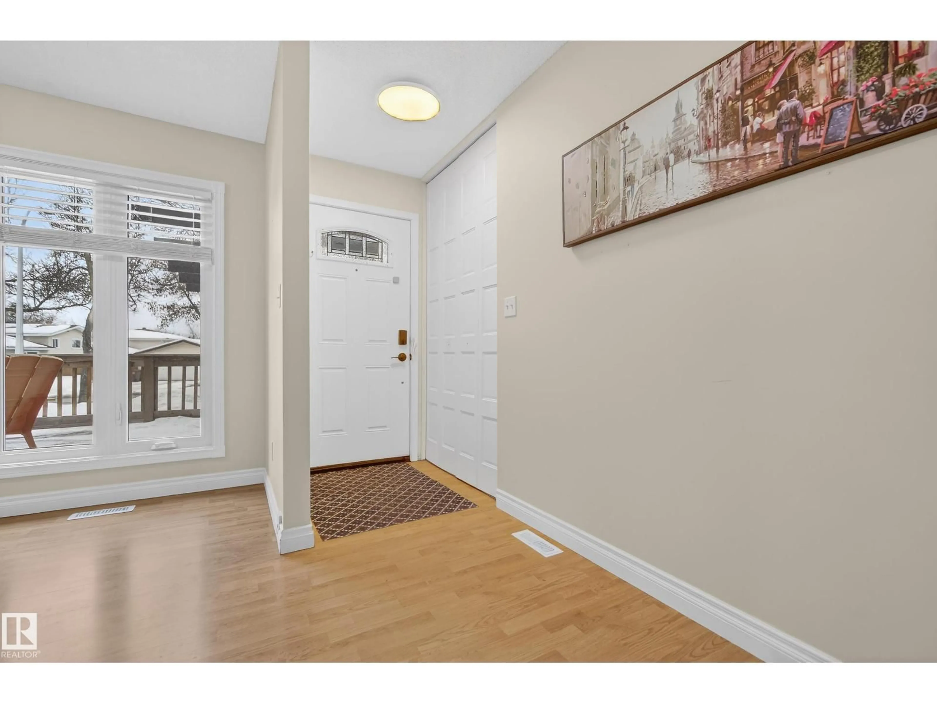 Indoor entryway for 21 LAYDON DR, St. Albert Alberta T8N2N1