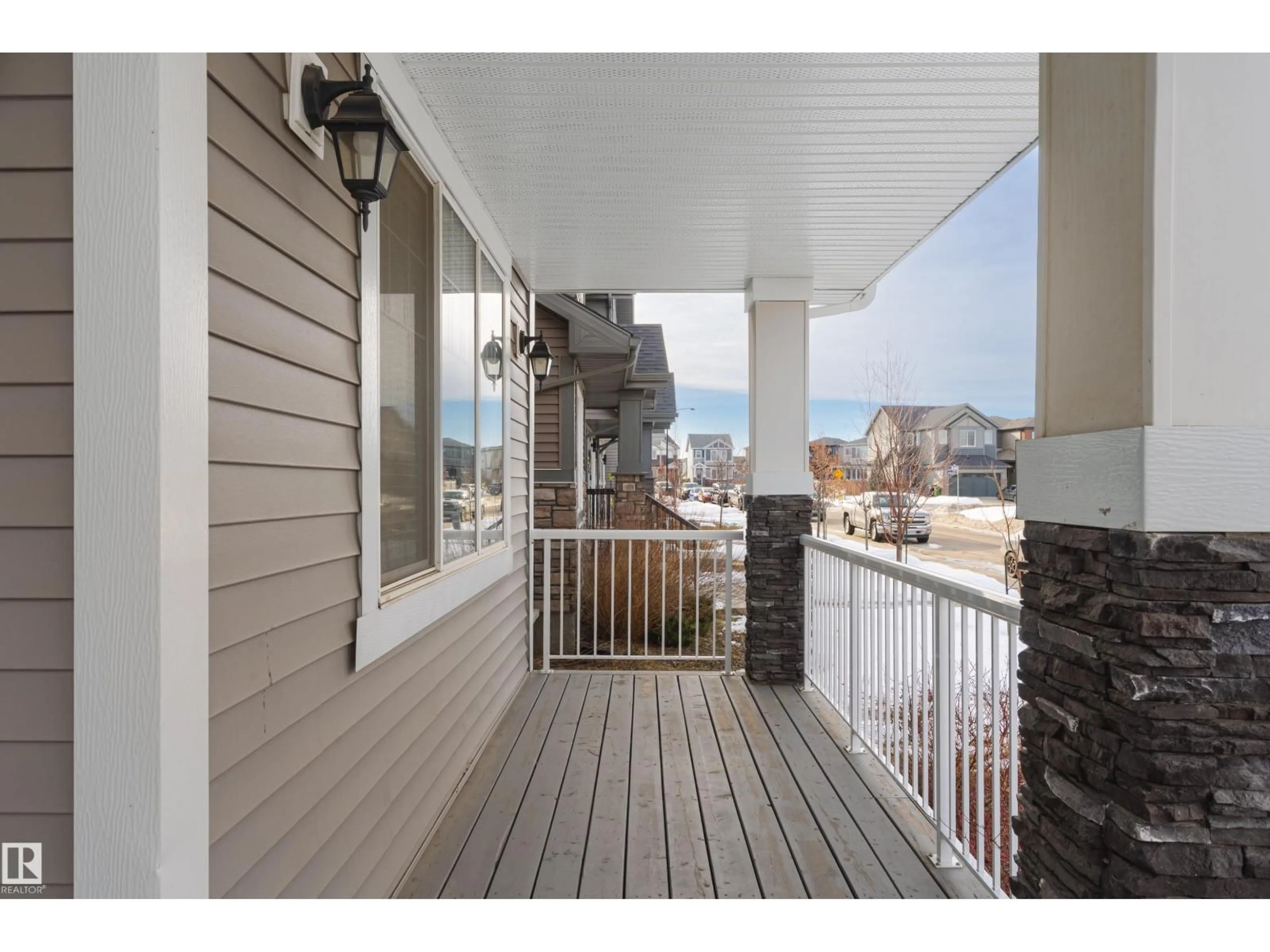 Unknown for 8727 221 ST, Edmonton Alberta T5T5X9