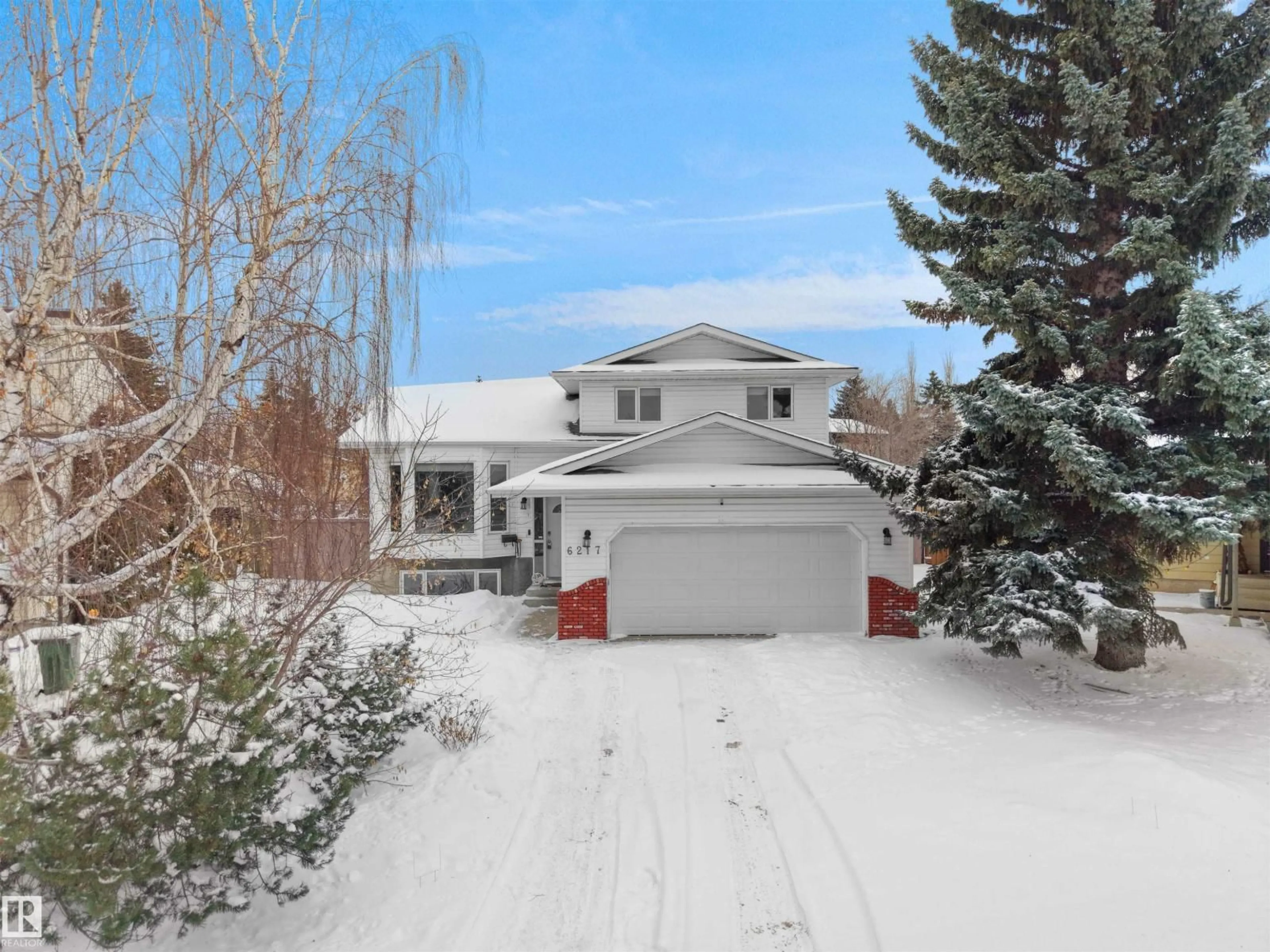 A pic from outside/outdoor area/front of a property/back of a property/a pic from drone, street for 6217 13 AV, Edmonton Alberta T6L2E5
