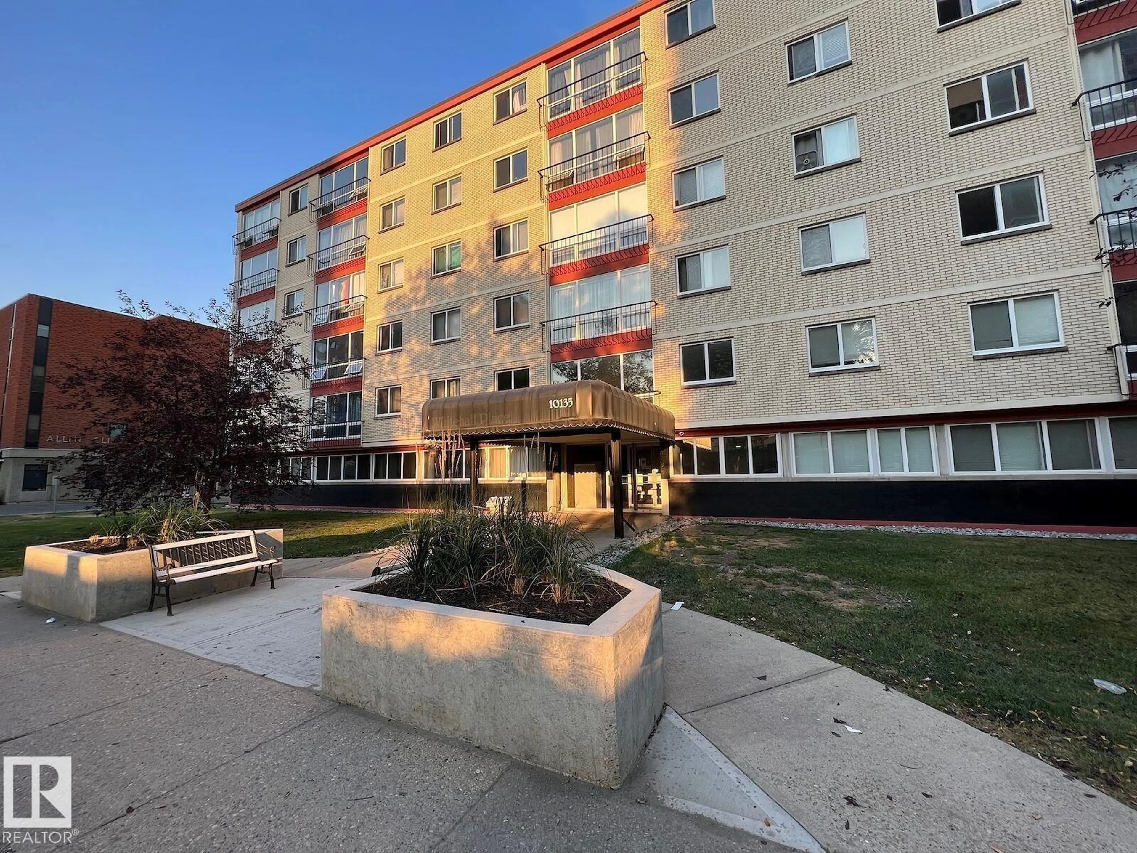 Patio, building for #408 - 10135 120 ST, Edmonton Alberta T5K2A1