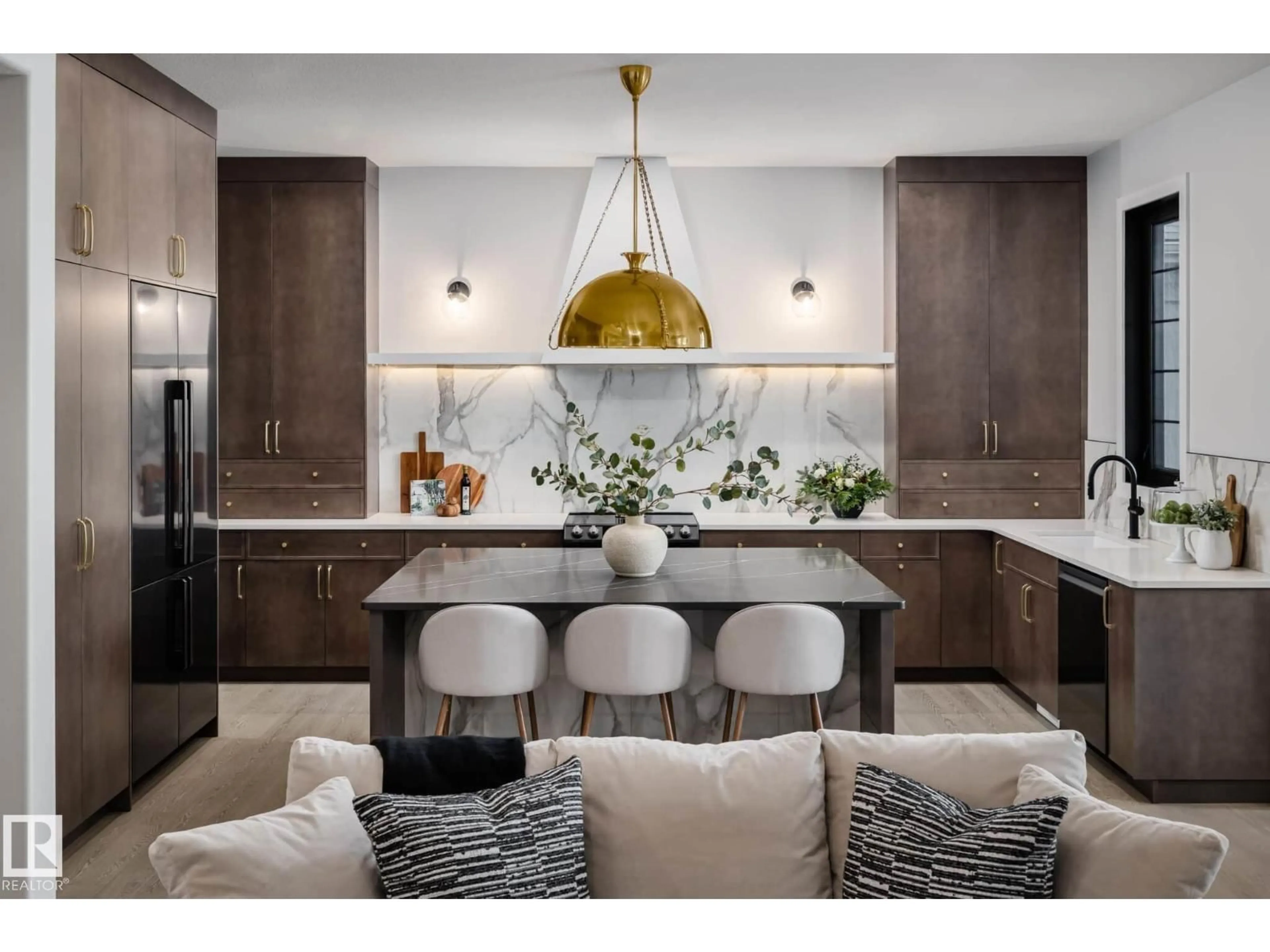 Open concept kitchen, ceramic/tile floor for SW - 4638 CHEGWIN WD, Edmonton Alberta T6W4A8