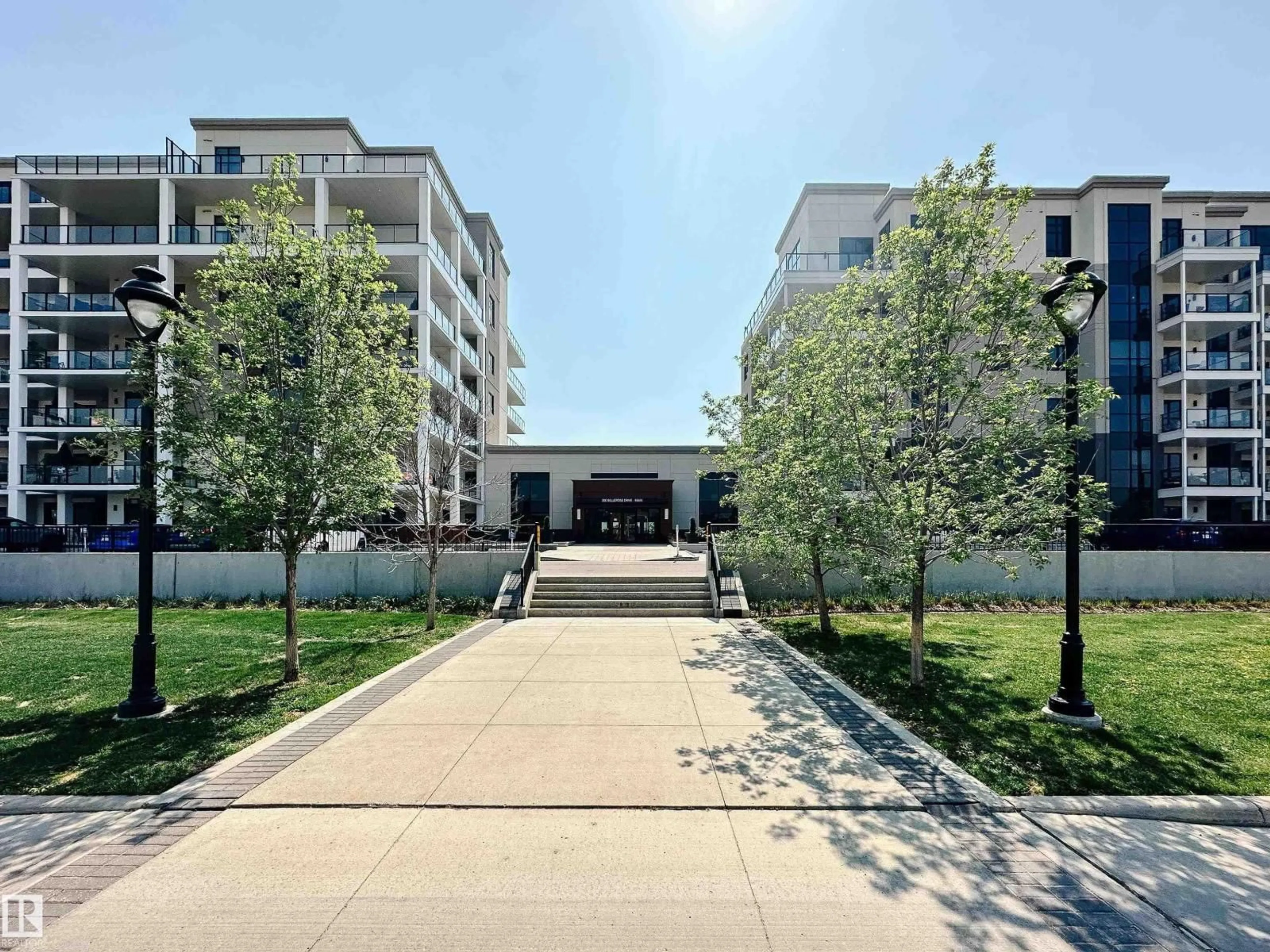 Patio, unknown for 200 - 718 BELLEROSE DR, St. Albert Alberta T8N7P7