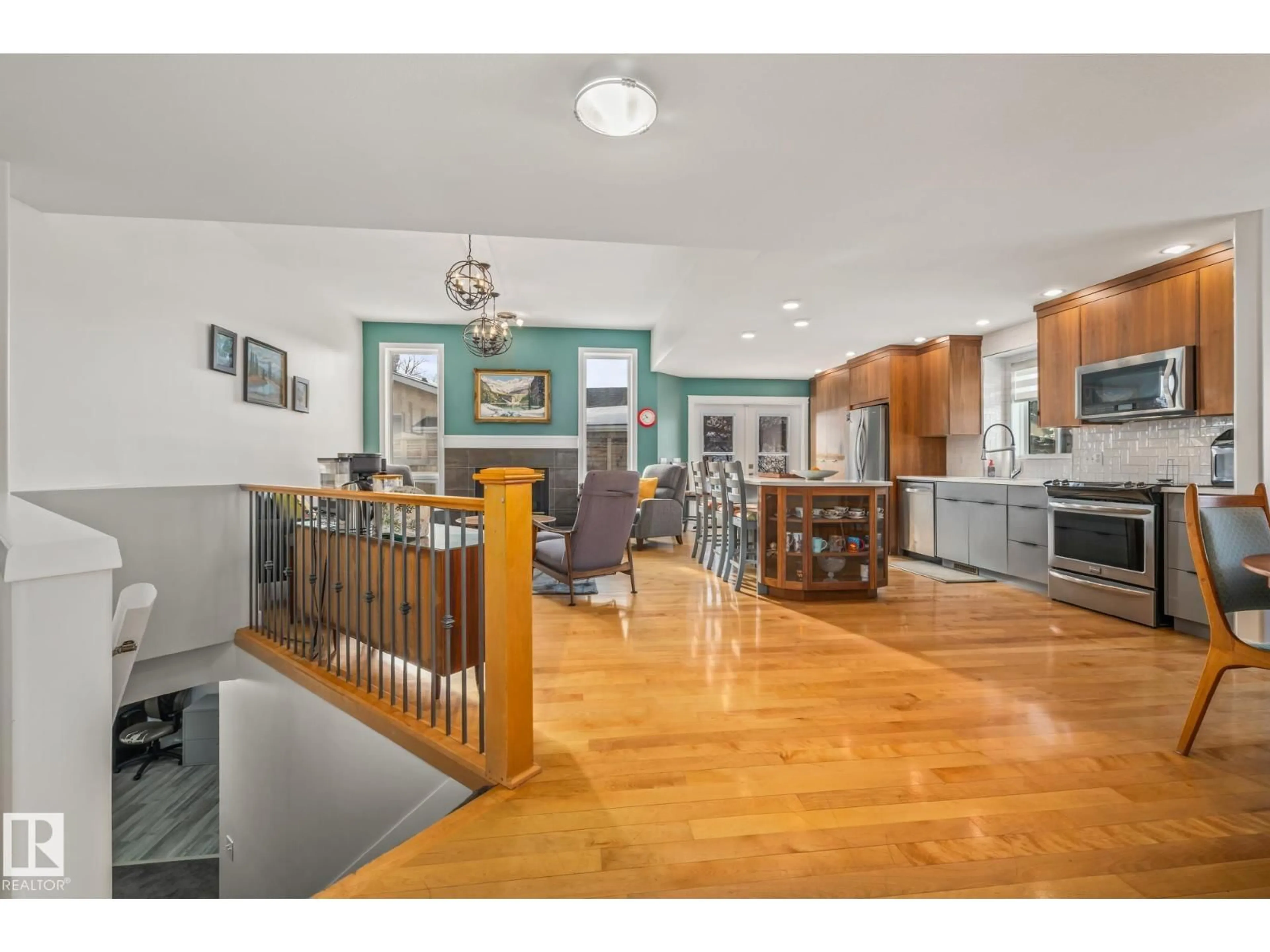 Open concept kitchen, unknown for 203 BANCROFT CL, Edmonton Alberta T5T6B5