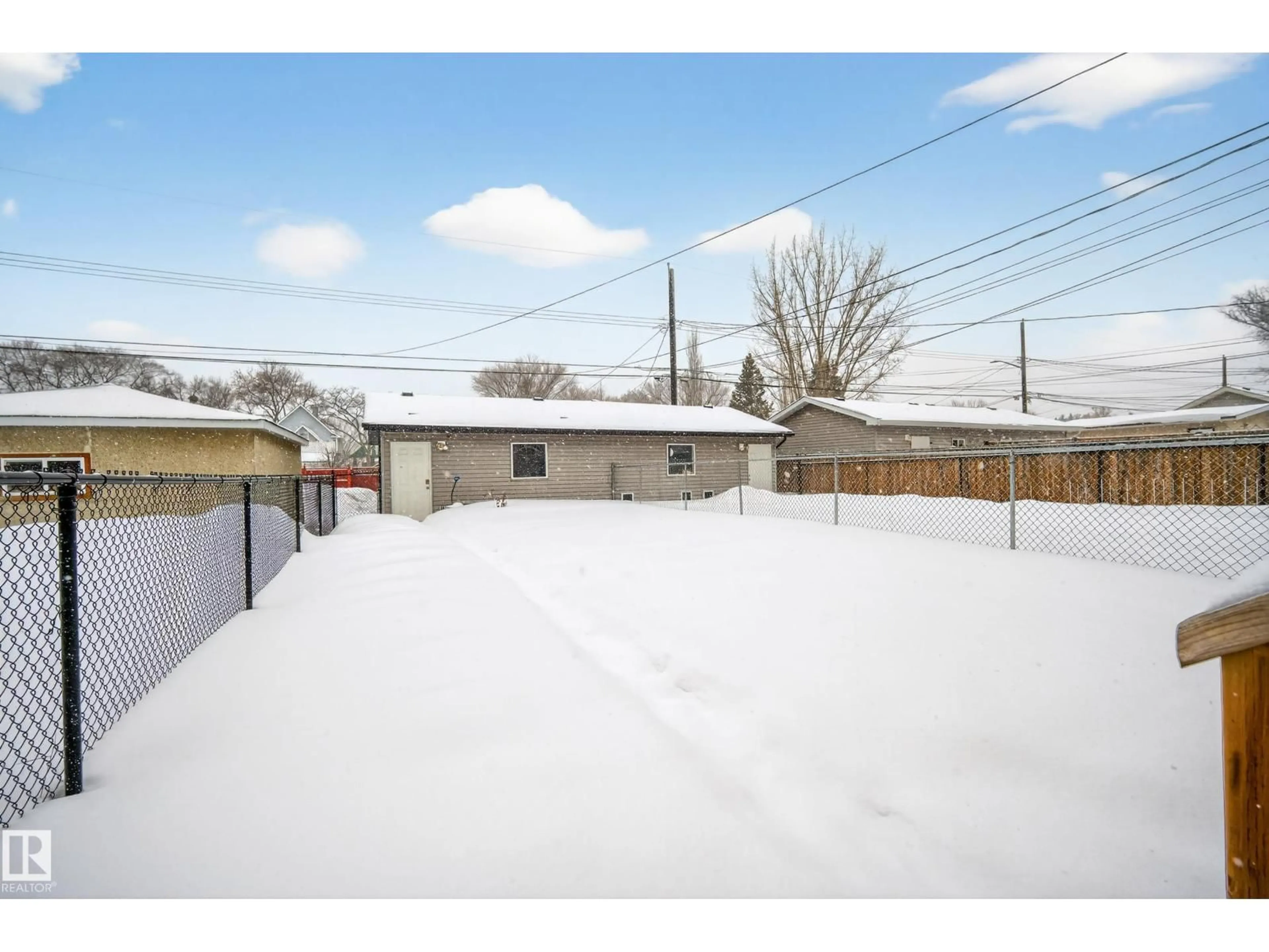 Unknown for NW - 12126 85 ST, Edmonton Alberta T5B3B6