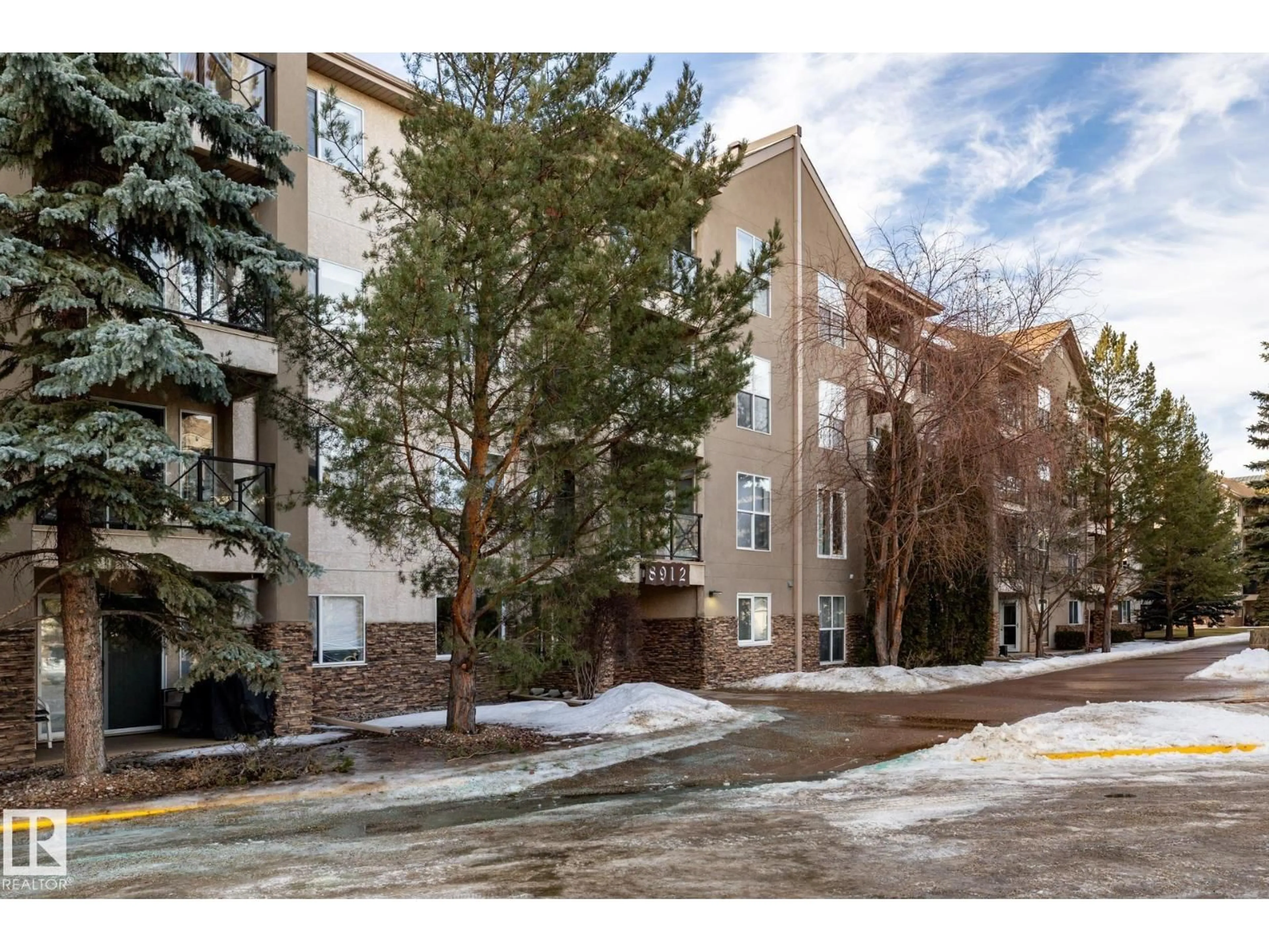 Unknown for 209 - 8912 156 ST, Edmonton Alberta T5R5Z2