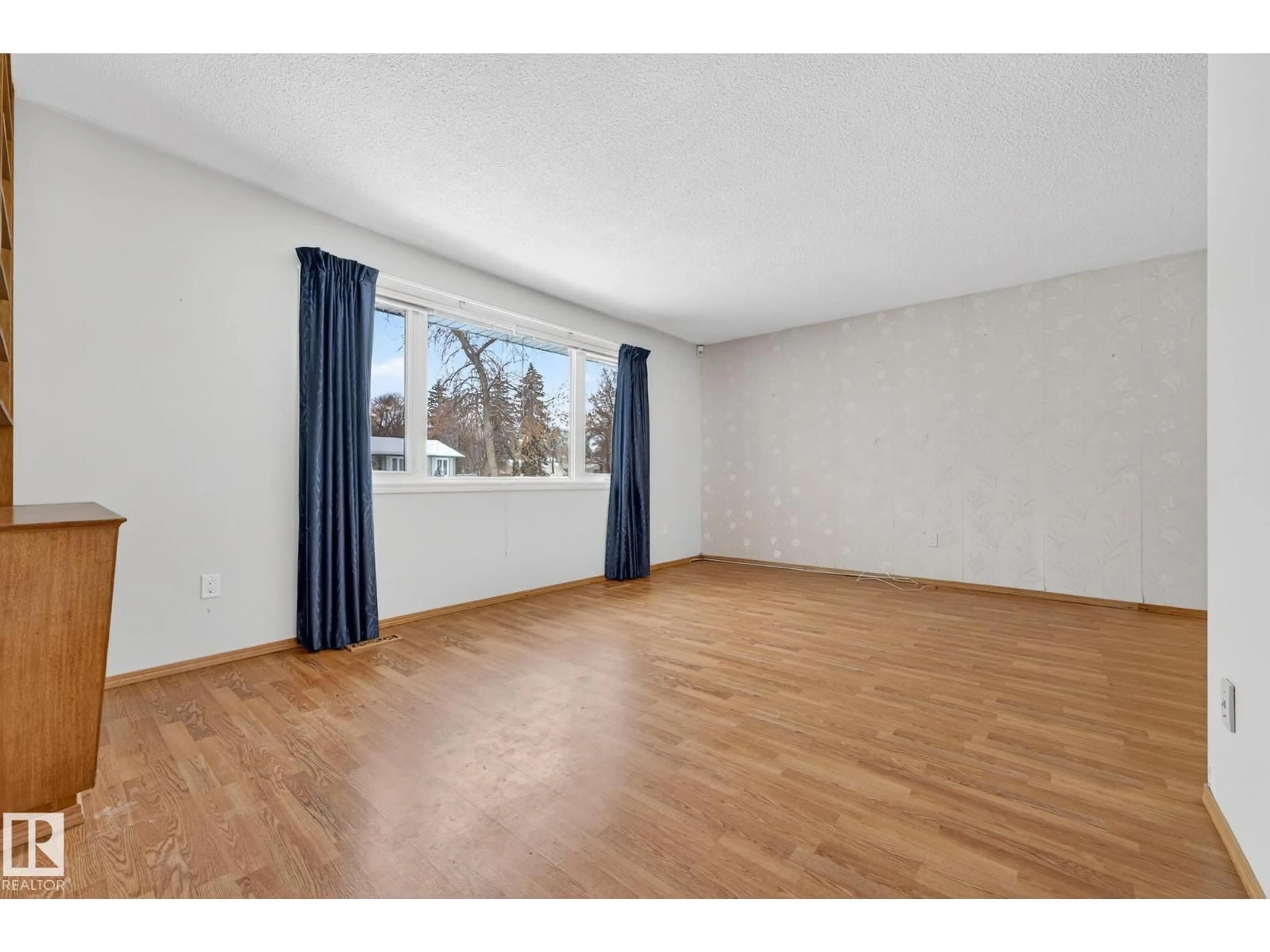 A pic of a room for 21 MARCHLAND PLACE, St. Albert Alberta T8N1L7