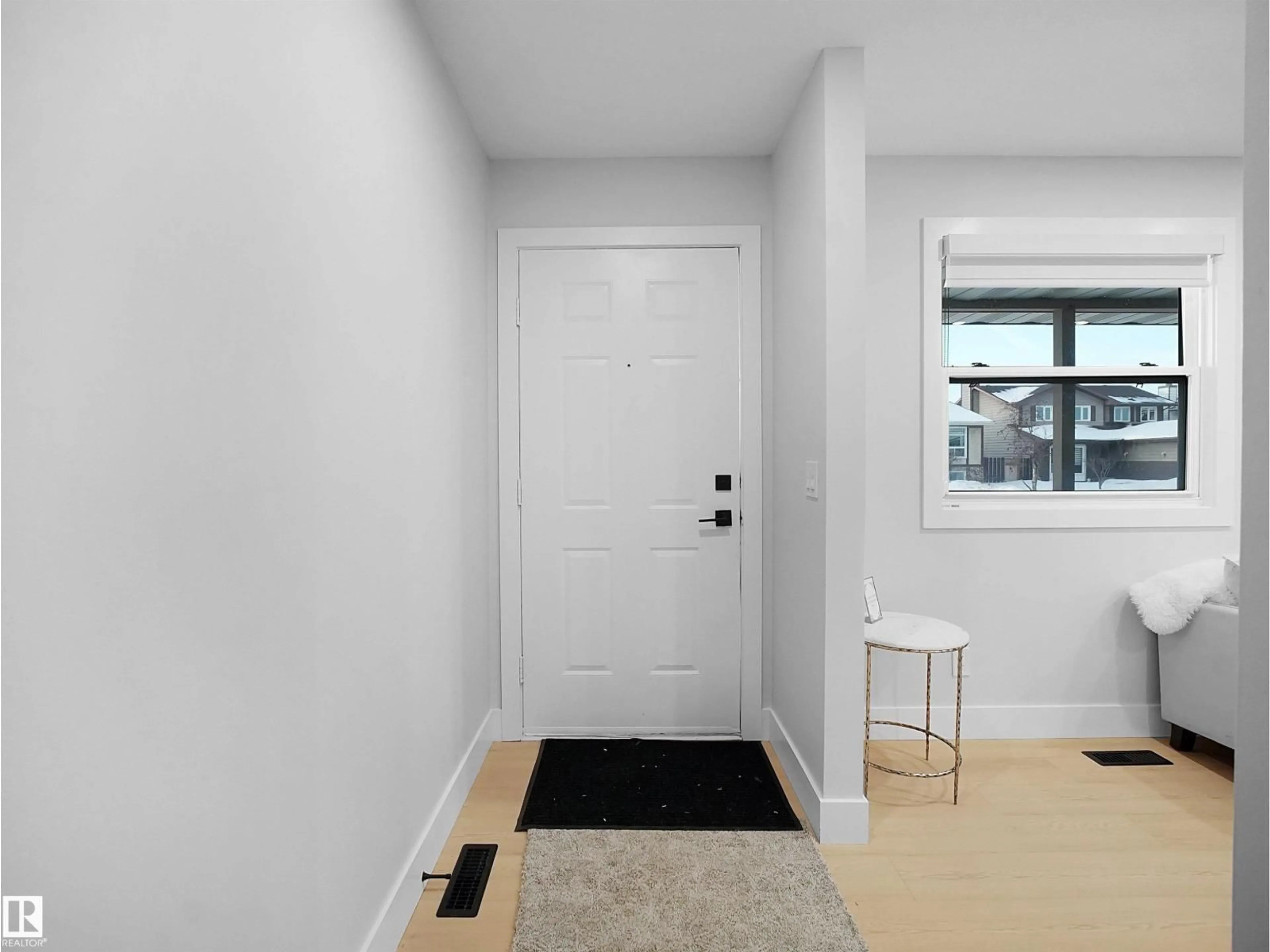 Indoor entryway for NW - 9409 173 ST, Edmonton Alberta T5T3G4
