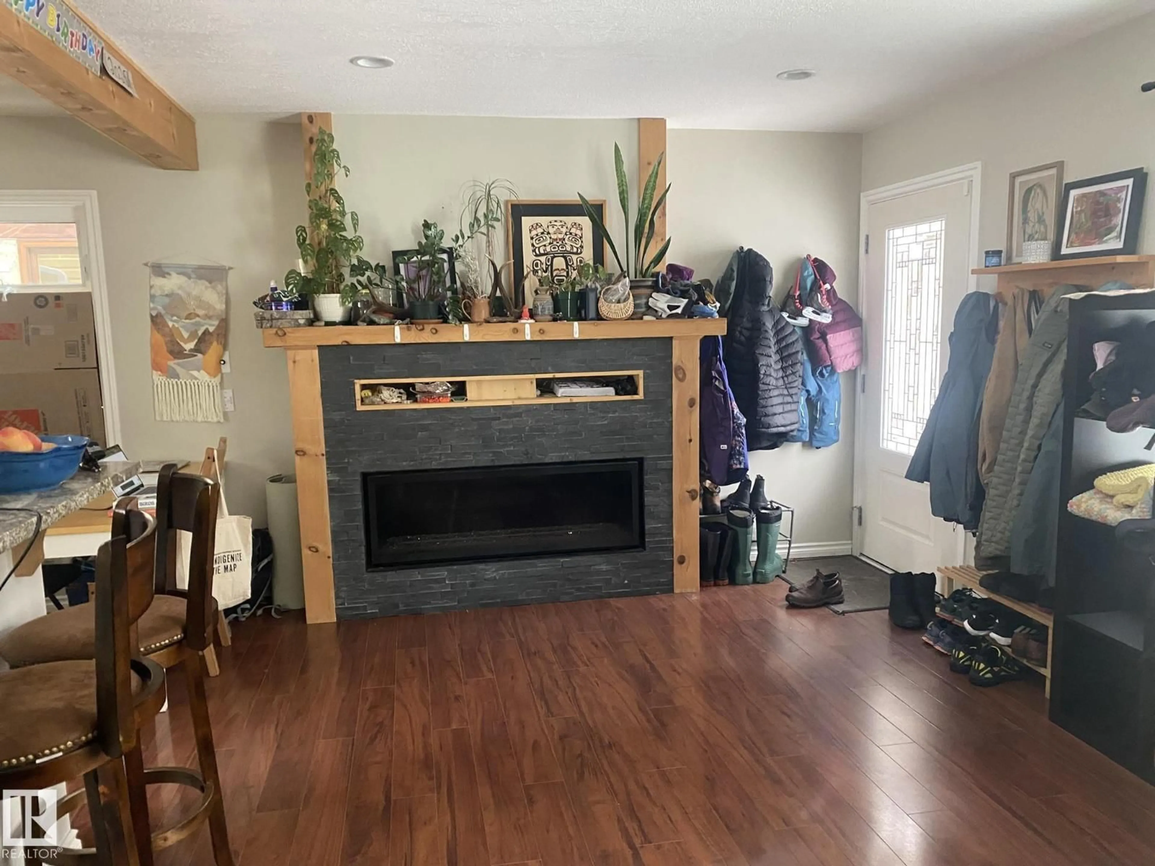 A pic of a room for 10945 54 AV, Edmonton Alberta T6H0V2