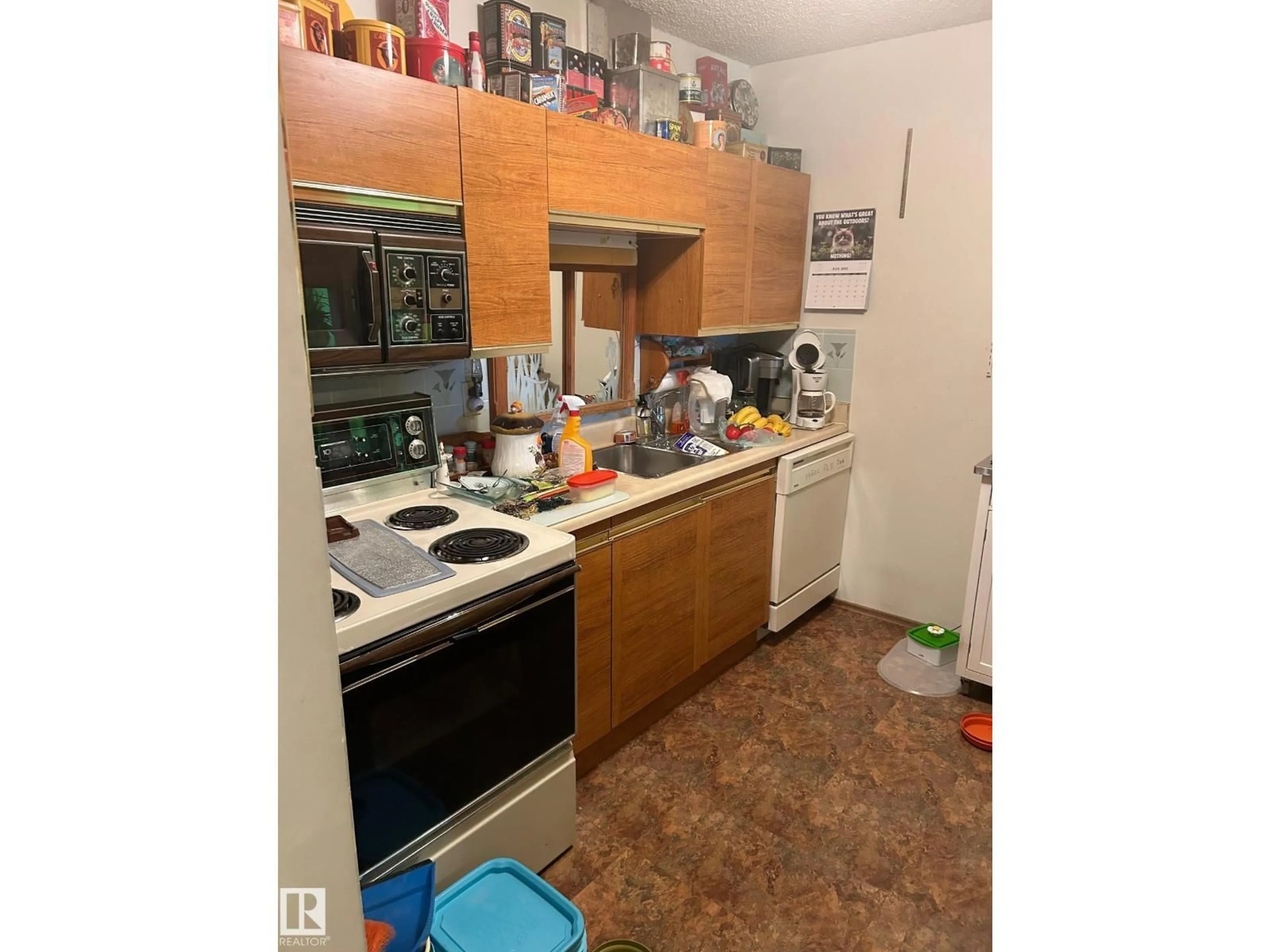 Standard kitchen, unknown for #401 - 10743 107 ST NW, Edmonton Alberta T5H2Y9