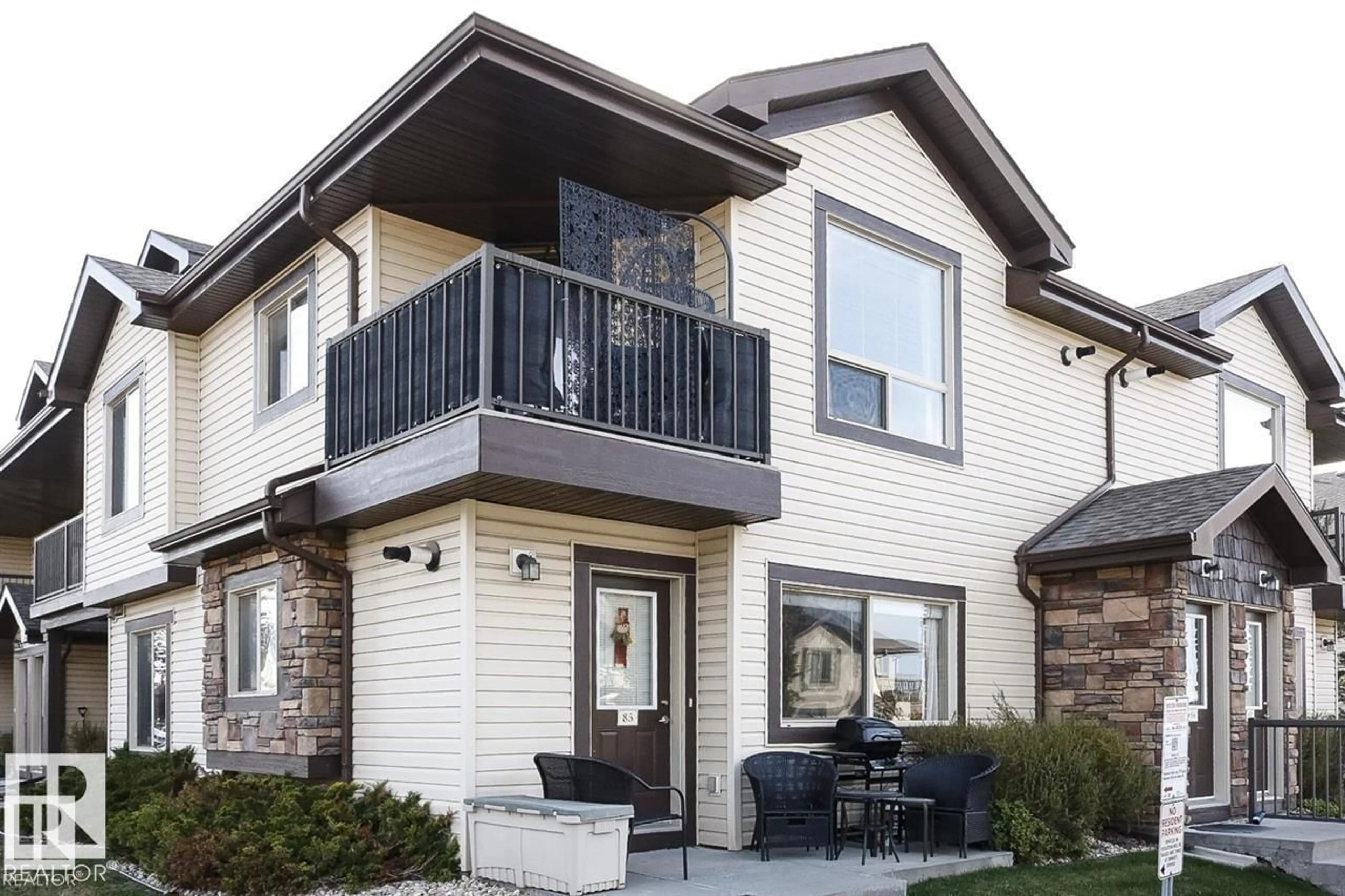 Home with vinyl exterior material, street for 86 - 604 62 ST, Edmonton Alberta T6X0K4