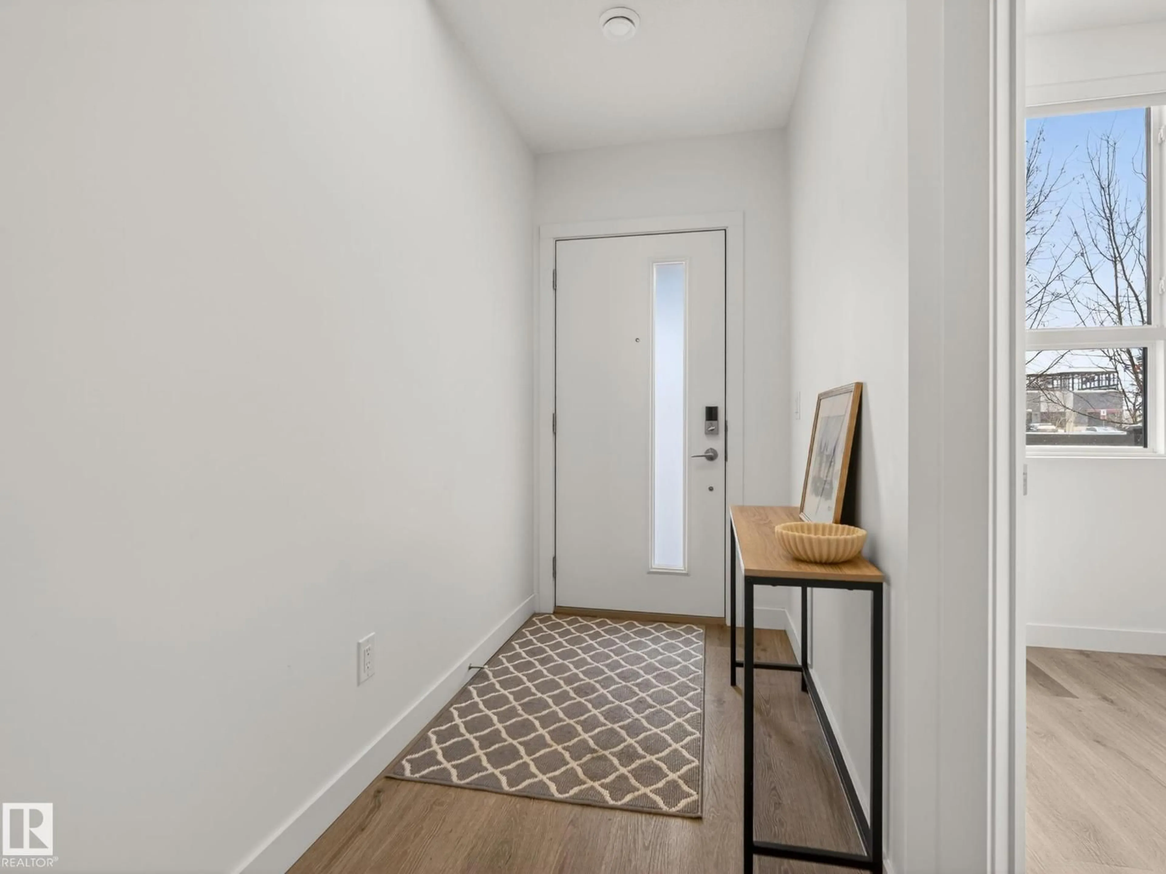 Indoor entryway for 53 100 JENSEN LAKES BV, St. Albert Alberta T8N7T9