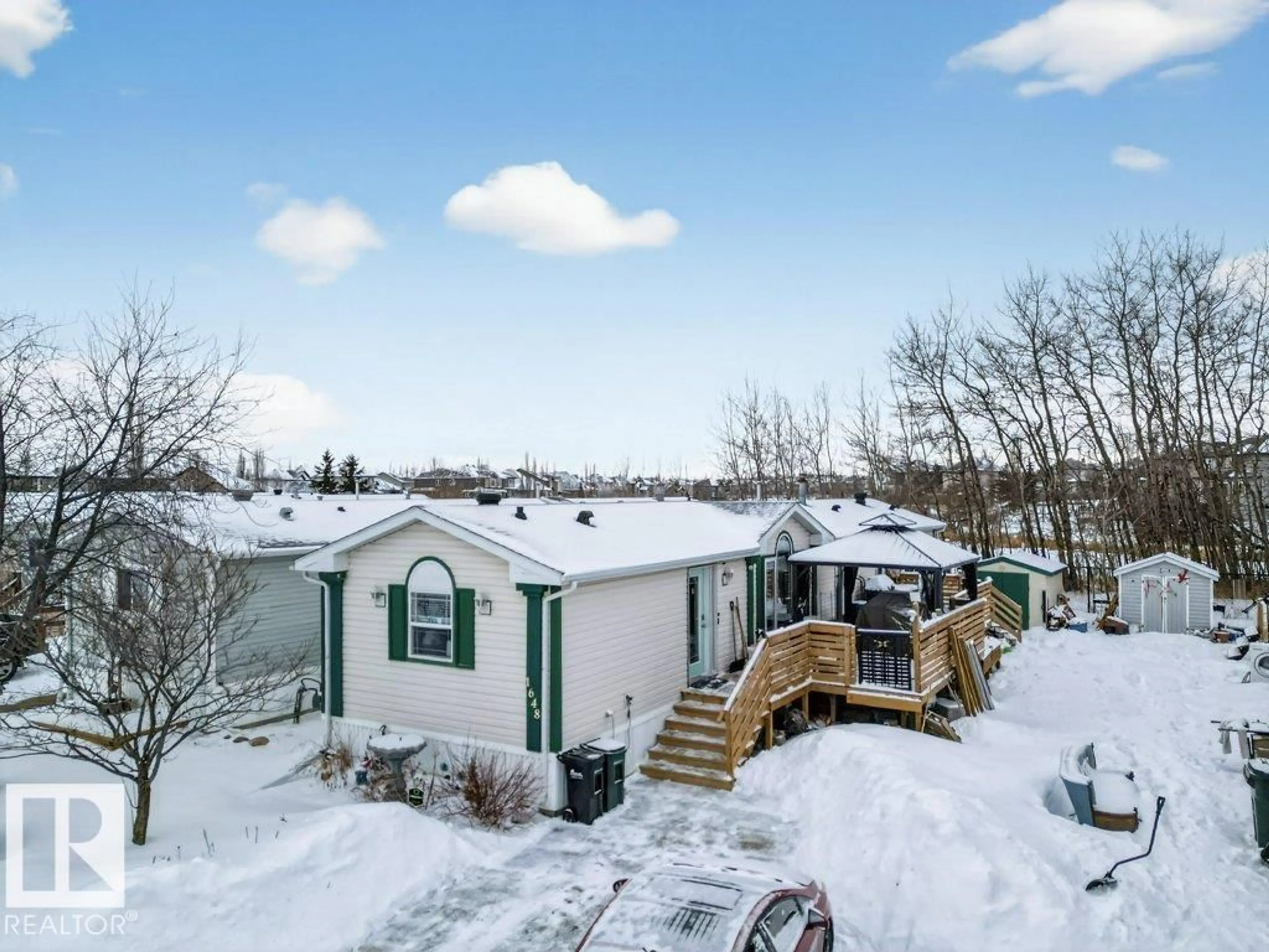 A pic from outside/outdoor area/front of a property/back of a property/a pic from drone, unknown for 1648 JUBILEE CR, Sherwood Park Alberta T8H2J4