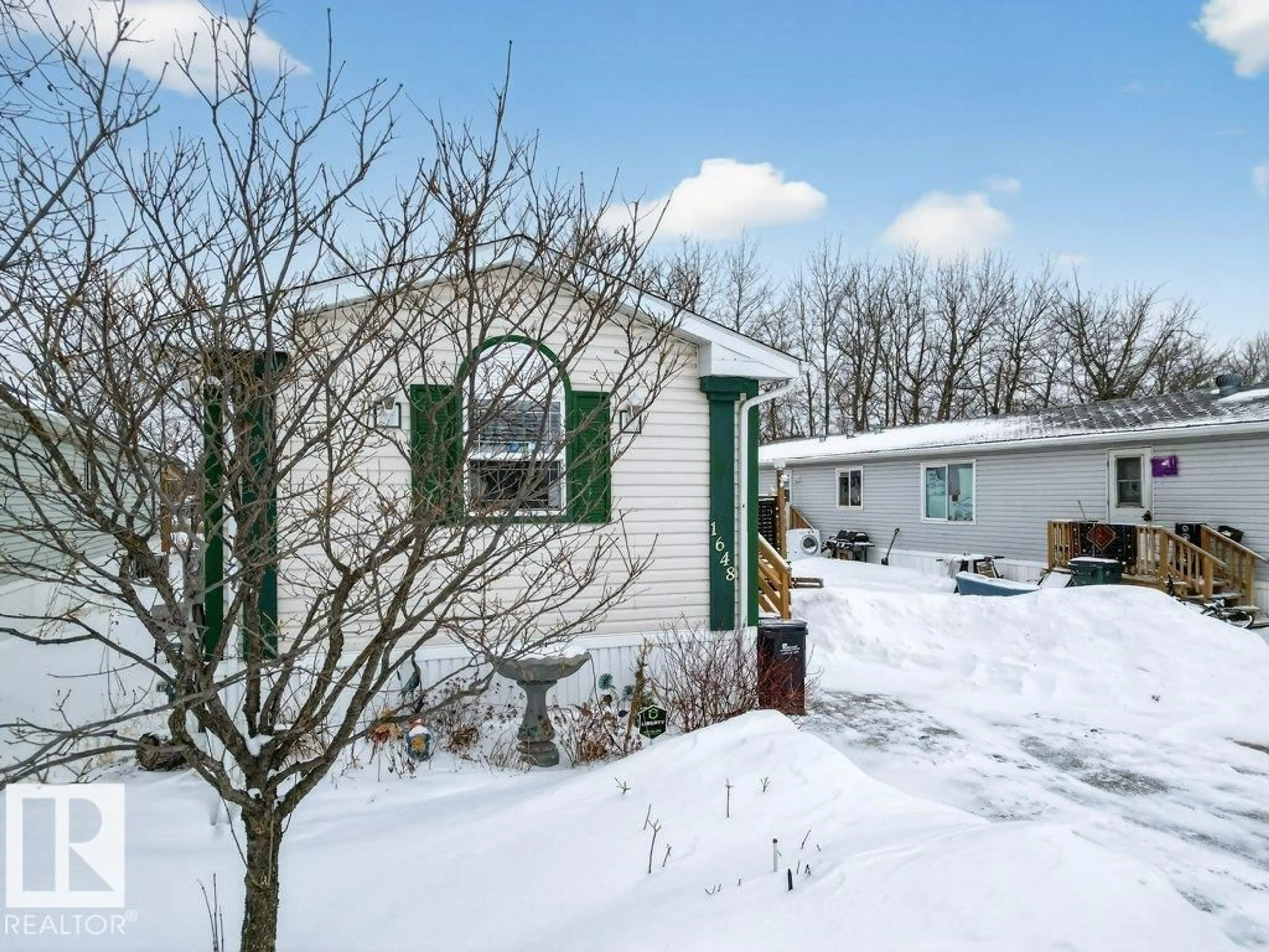 Unknown for 1648 JUBILEE CR, Sherwood Park Alberta T8H2J4