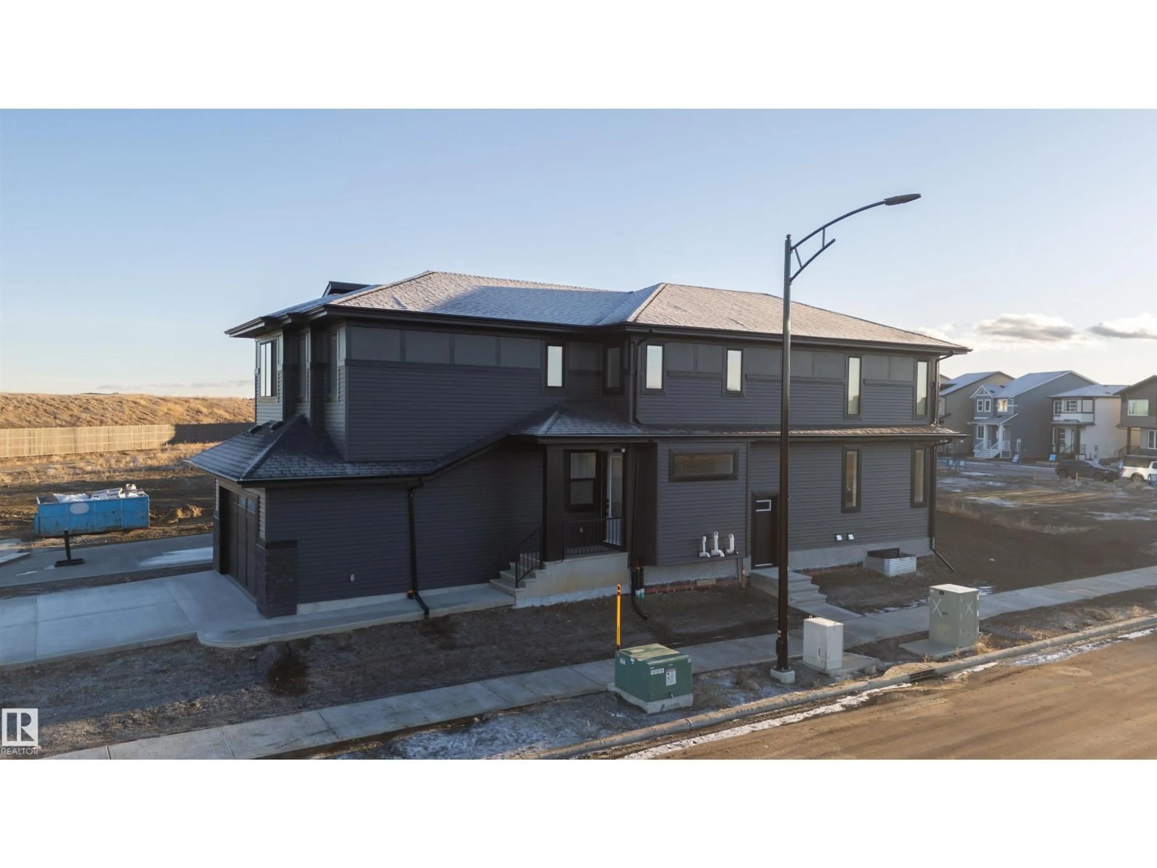 Home with vinyl exterior material, building for SW - 213 PATERSON LI, Edmonton Alberta T6W5V3