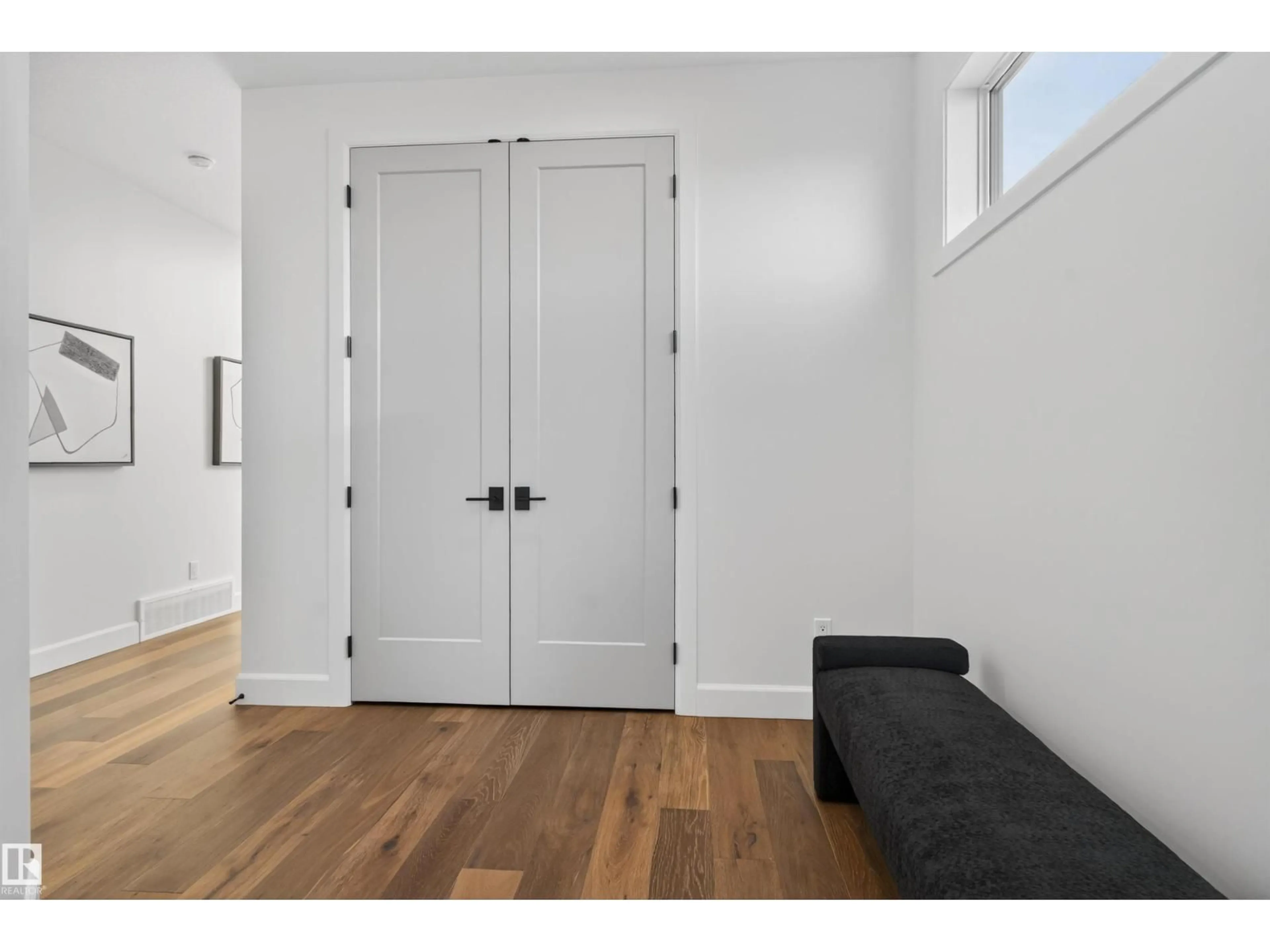 Indoor entryway for SW - 213 PATERSON LI, Edmonton Alberta T6W5V3