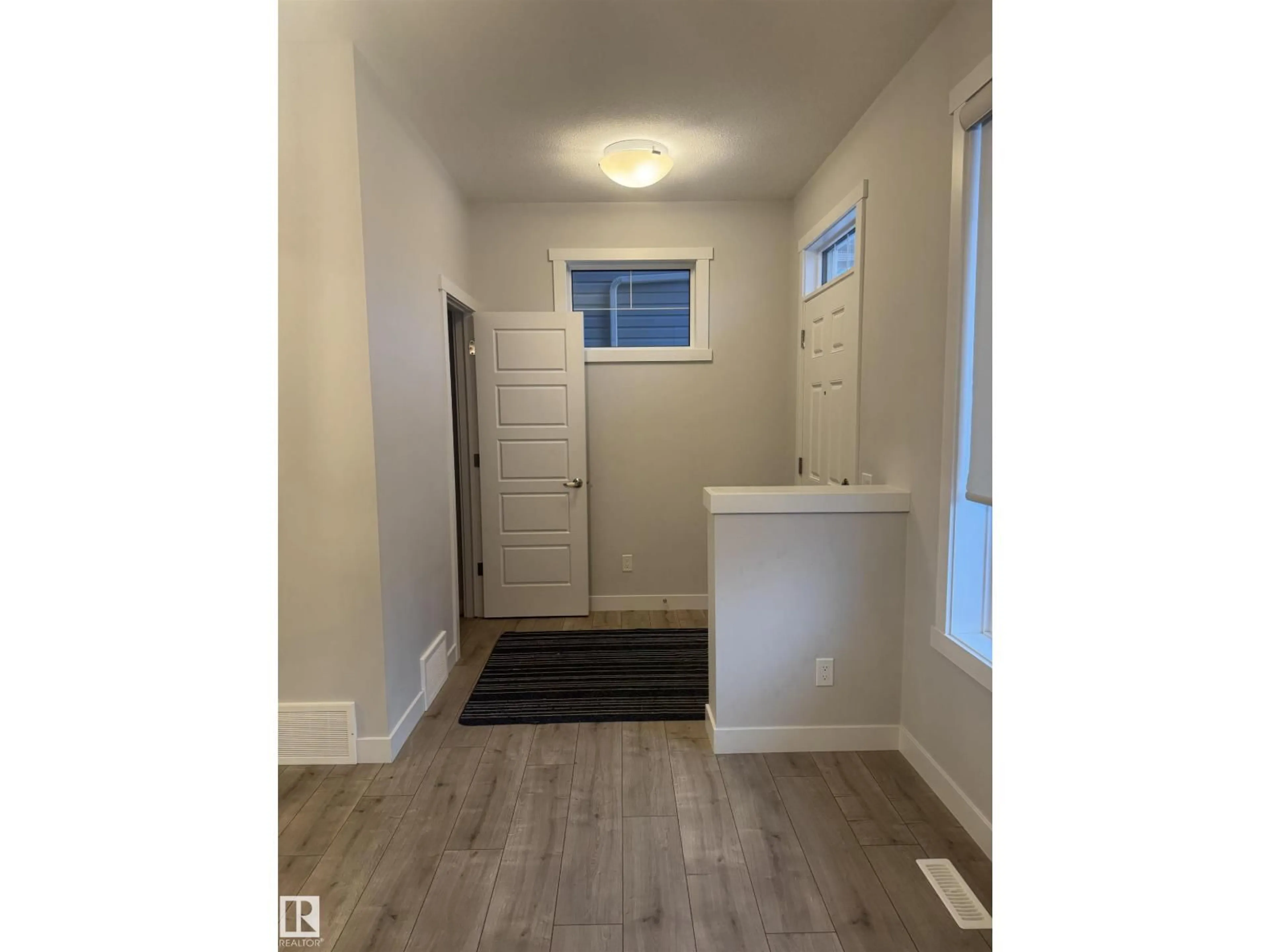 Indoor entryway for 5316 GODSON PT, Edmonton Alberta T5T4P8