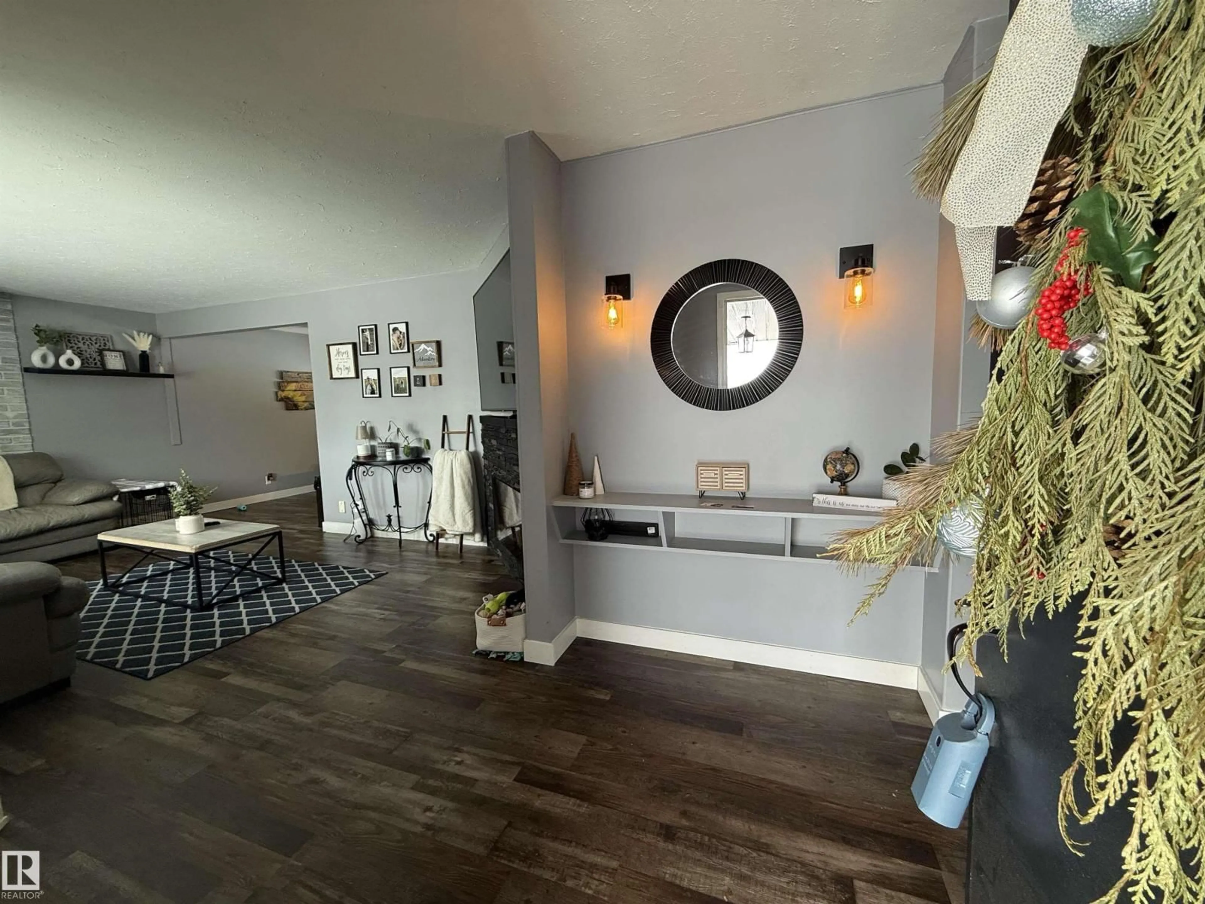 Unknown for 4825 55 AV, Drayton Valley Alberta T7A1B6