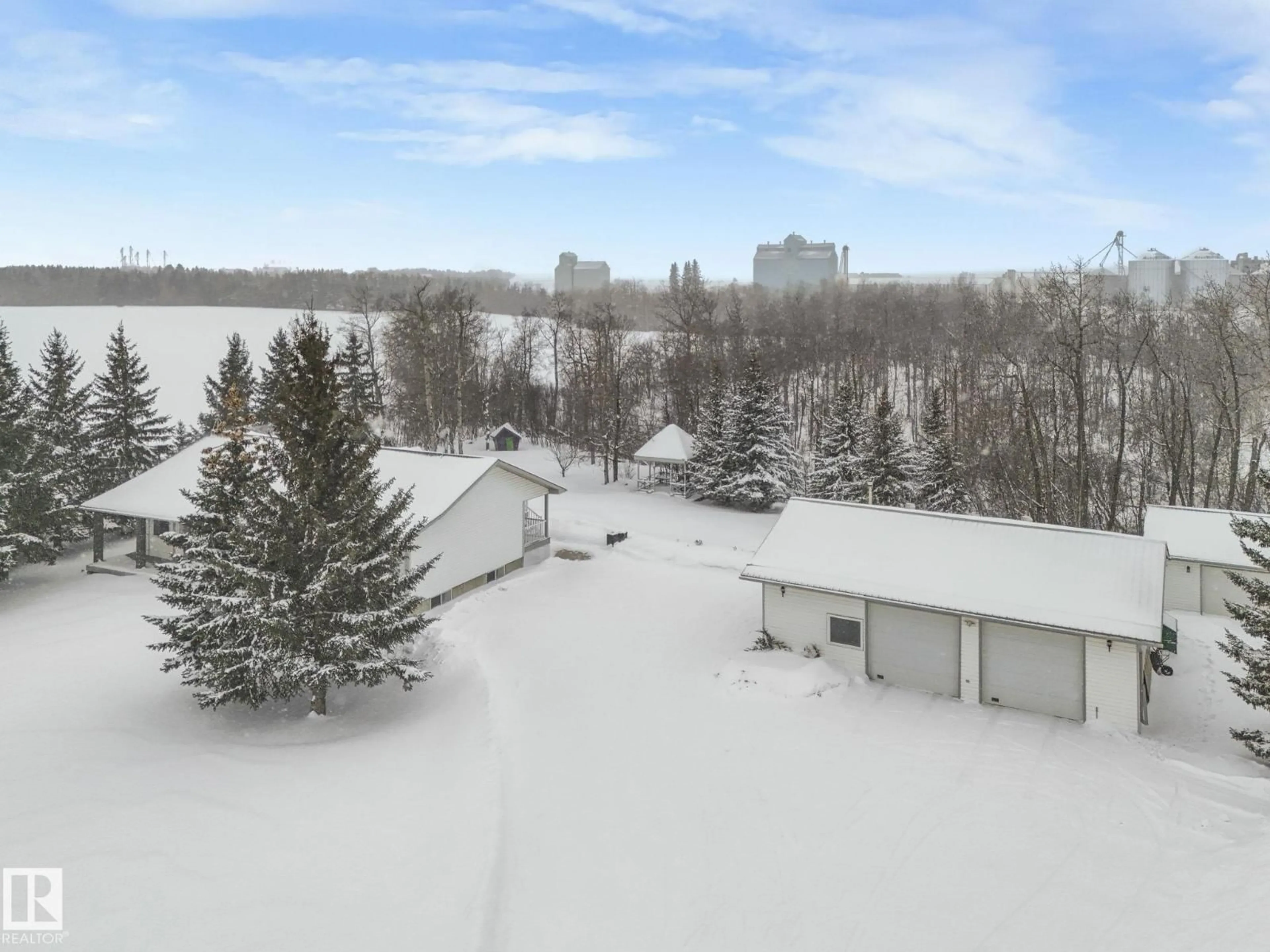 A pic from outside/outdoor area/front of a property/back of a property/a pic from drone, city buildings view from balcony for 57420 RGE ROAD 252, Rural Sturgeon County Alberta T0G1L1