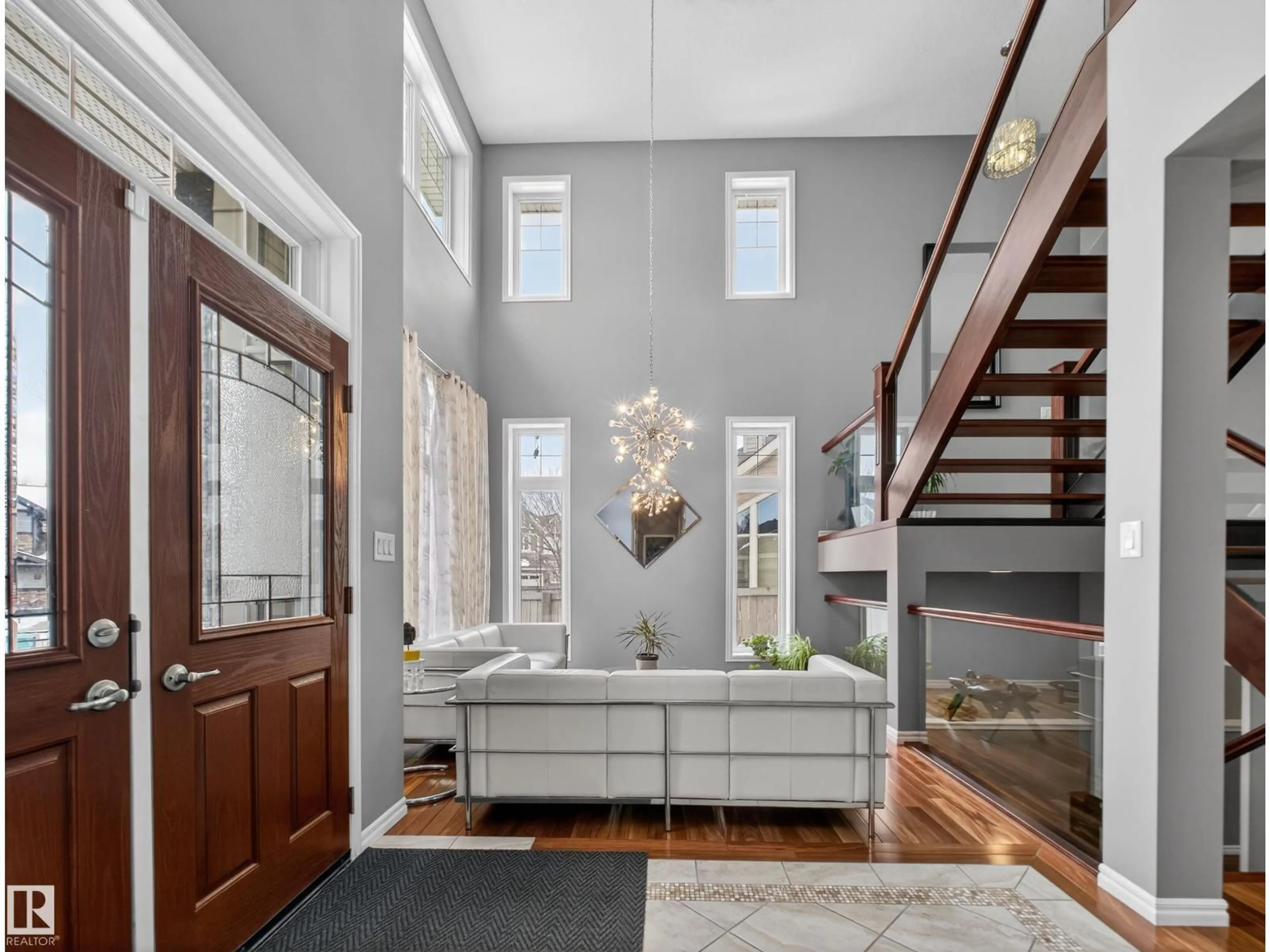 Indoor entryway for #26 - 10550 ELLERSLIE RD SW, Edmonton Alberta T6W0Y2