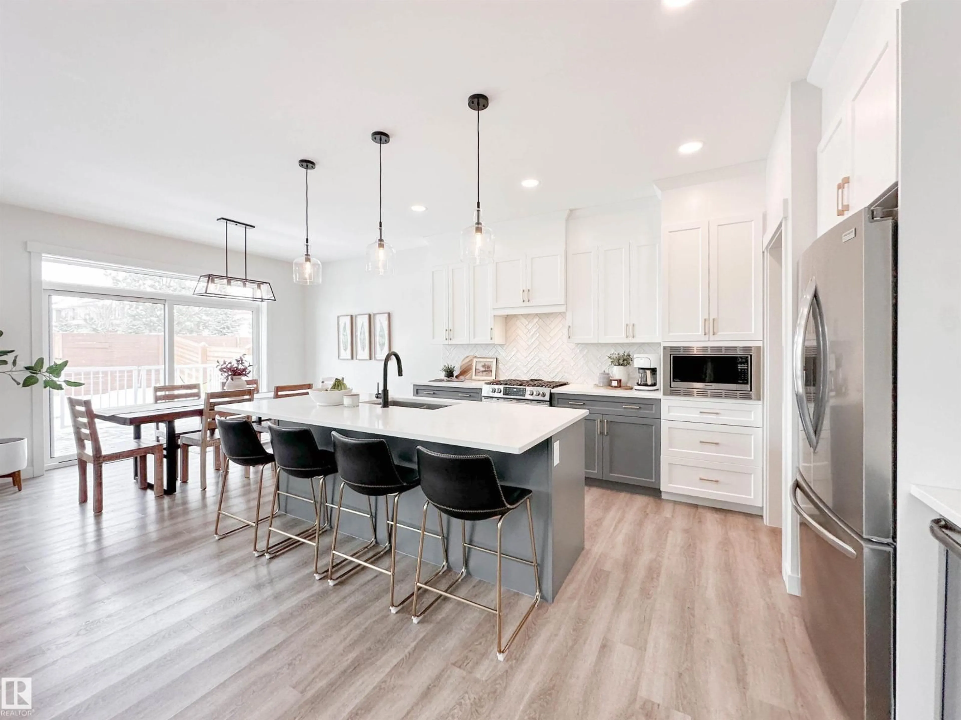 Open concept kitchen, unknown for 97 JOYAL WY, St. Albert Alberta T8N7V5