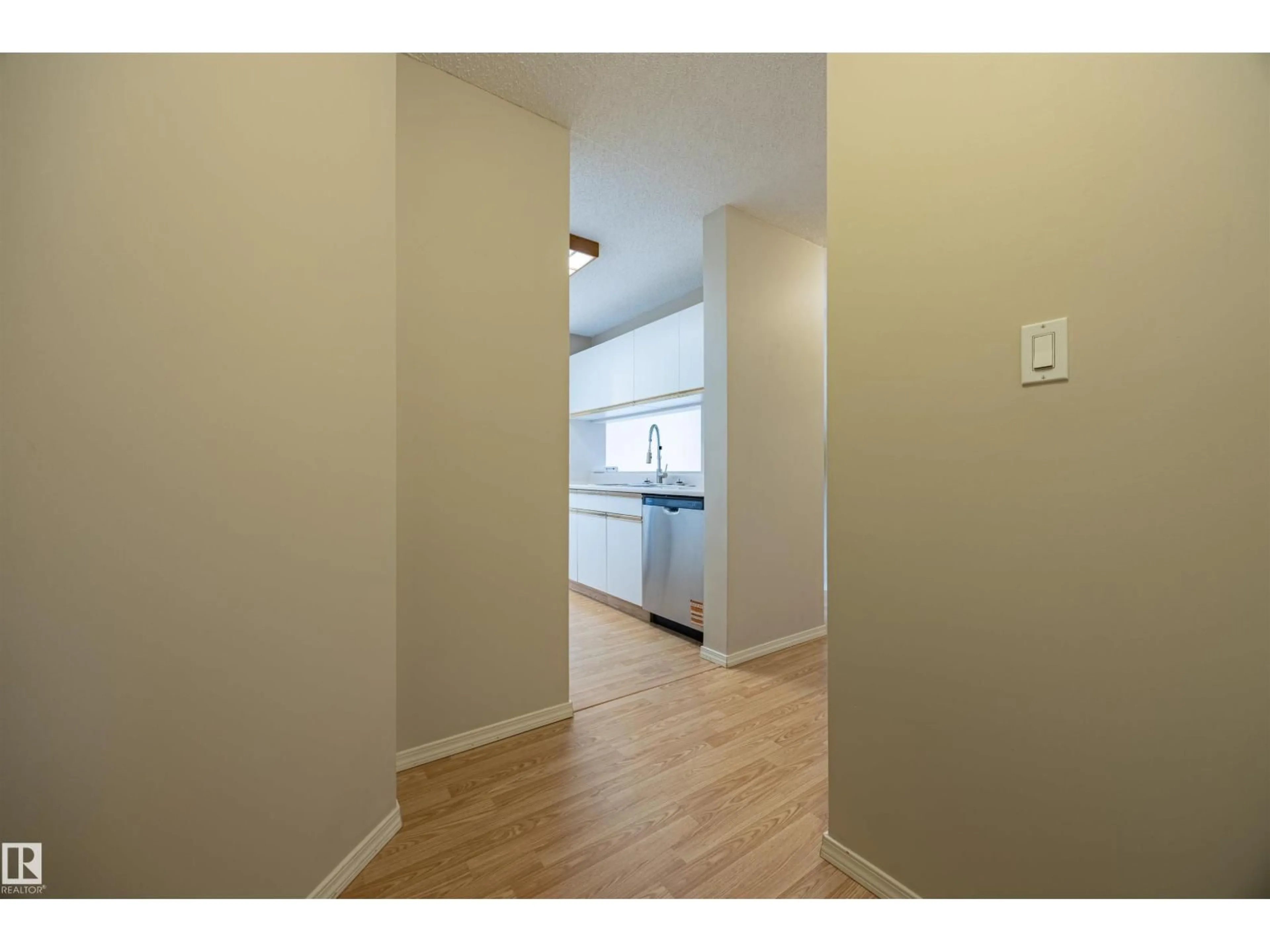 A pic of a room for #221 - 2508 50 ST, Edmonton Alberta T6L6X9