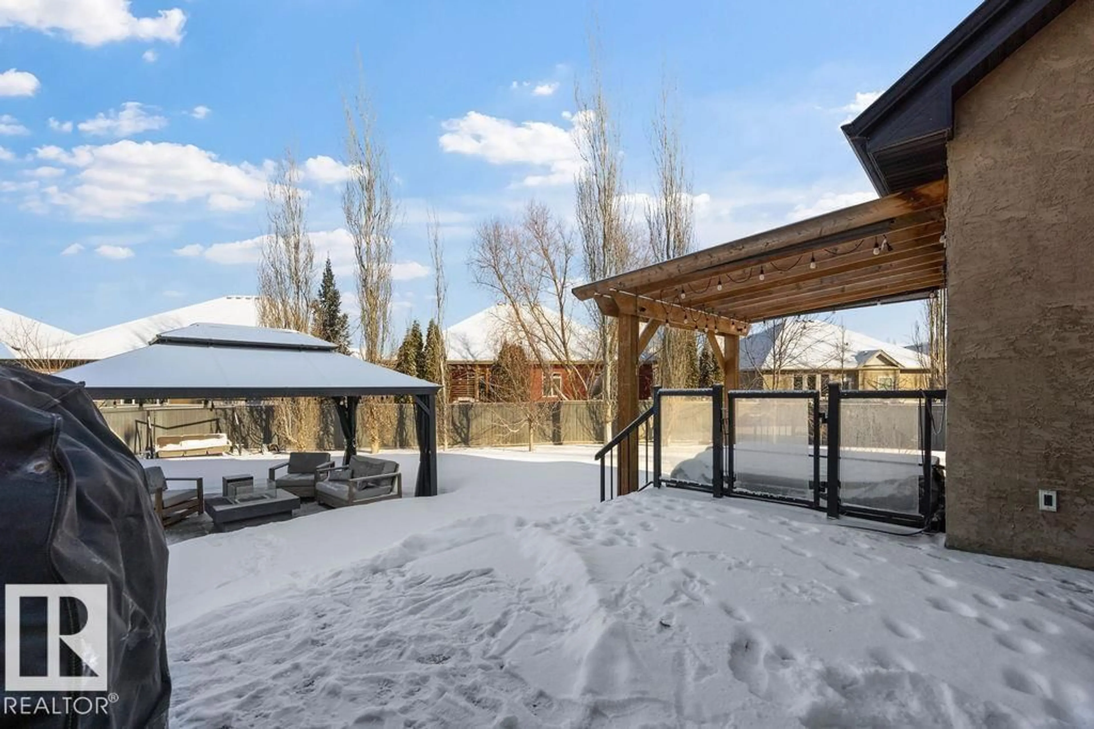 Patio, unknown for 5514 ETOILE CO, Beaumont Alberta T4X0E2