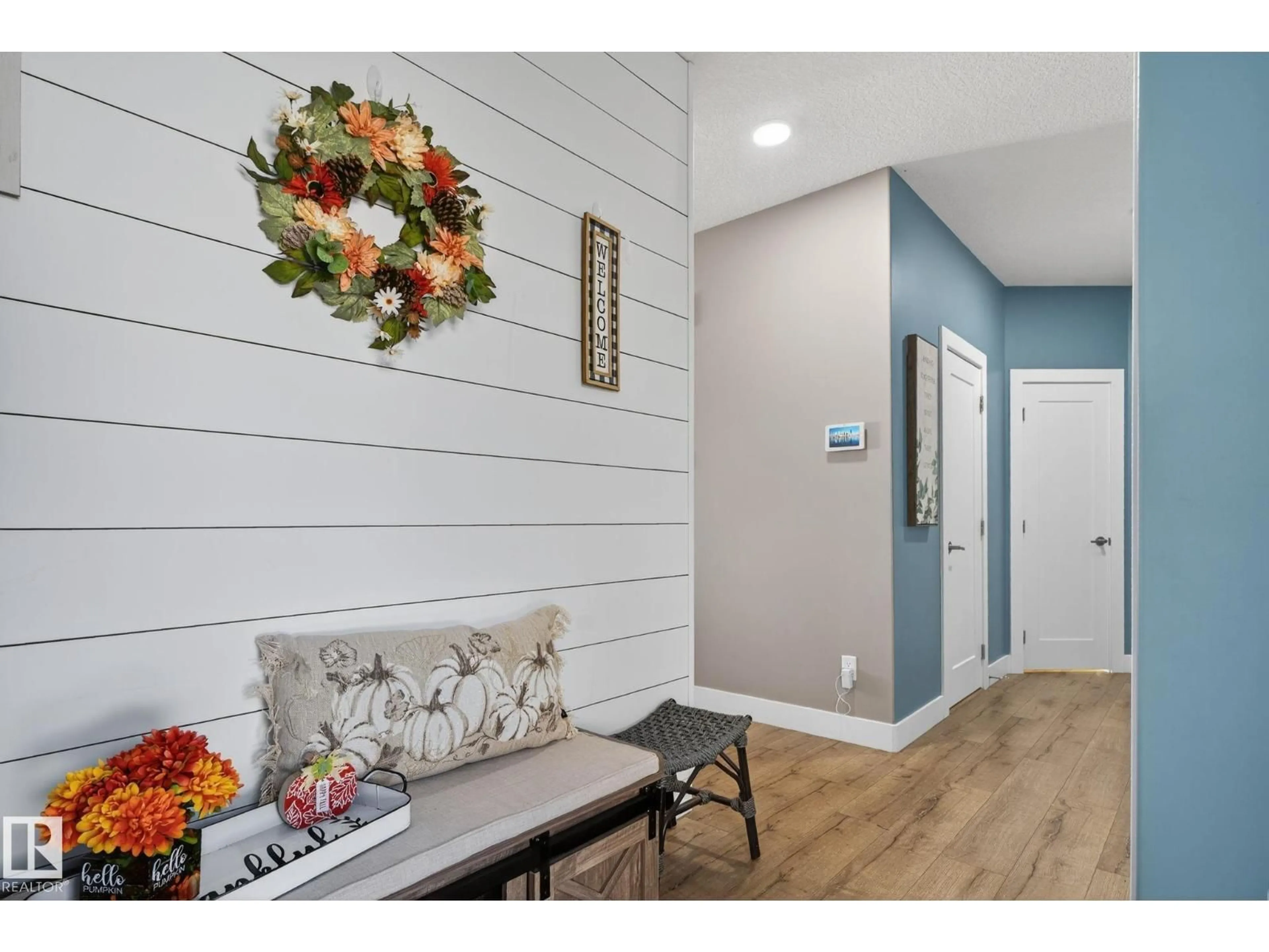 Indoor entryway for 775 BERG LO, Leduc Alberta T9E1G8