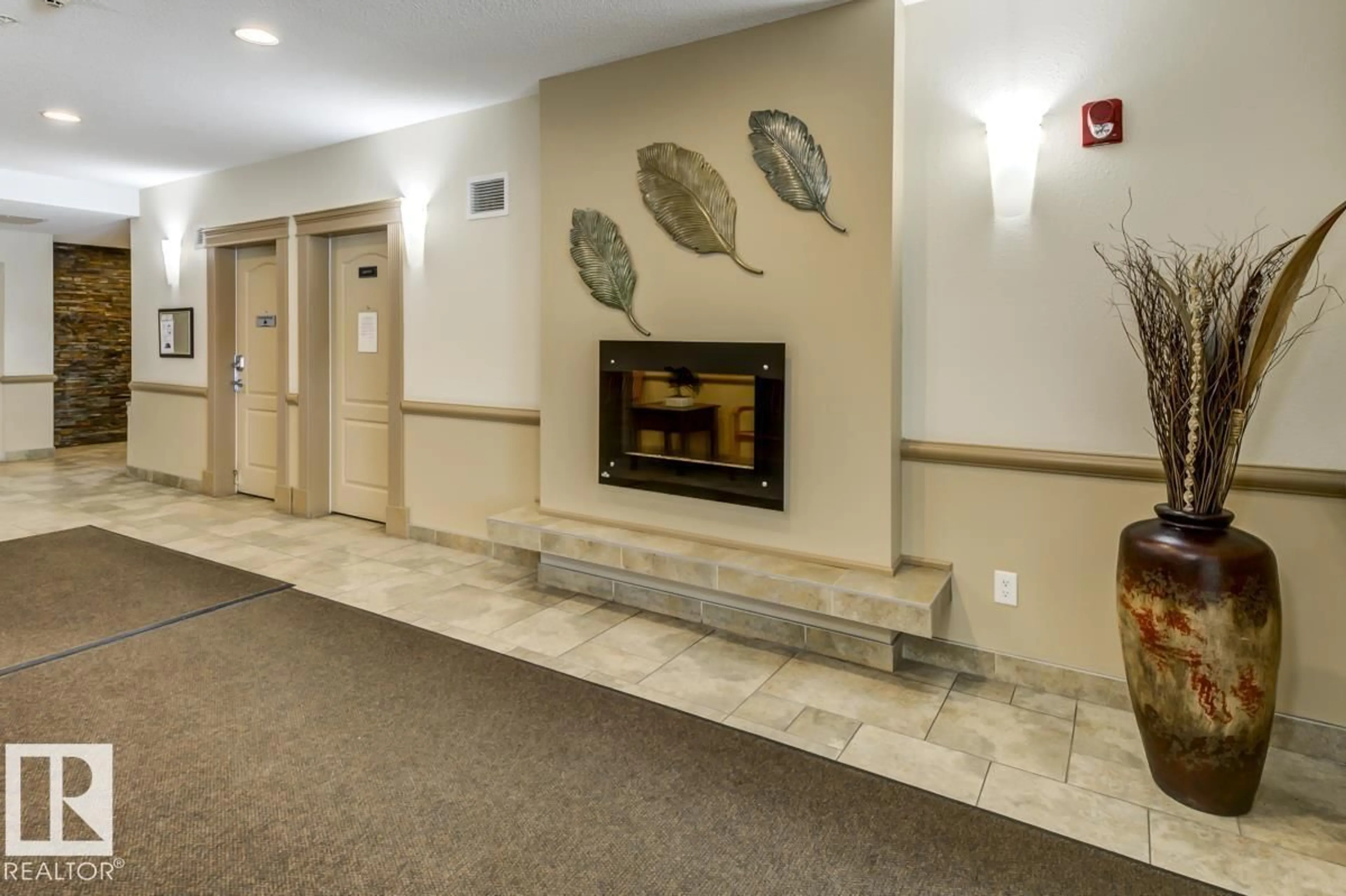 Lobby for 111 - 273 CHARLOTTE WY, Sherwood Park Alberta T8H0N9