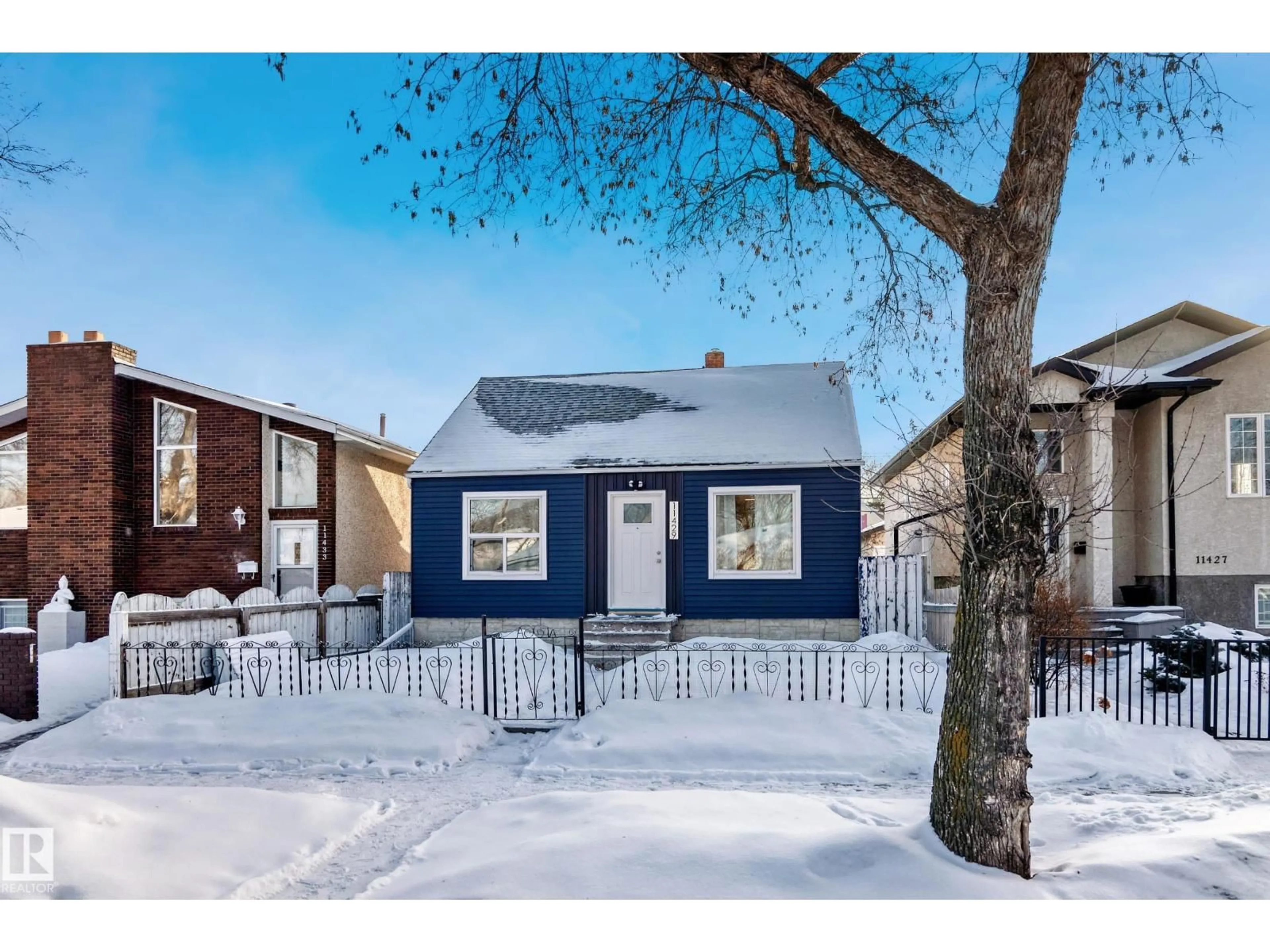 Unknown for NW - 11429 89 ST, Edmonton Alberta T5B3T7