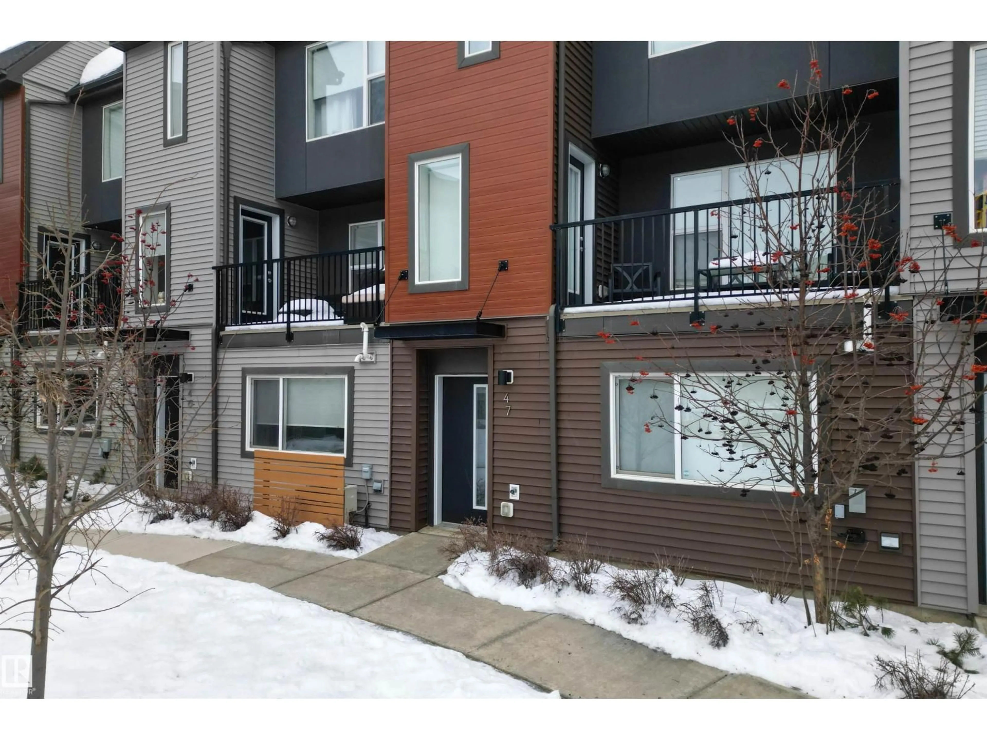 Unknown for 47 - 1075 ROSENTHAL BV, Edmonton Alberta T5T7G5