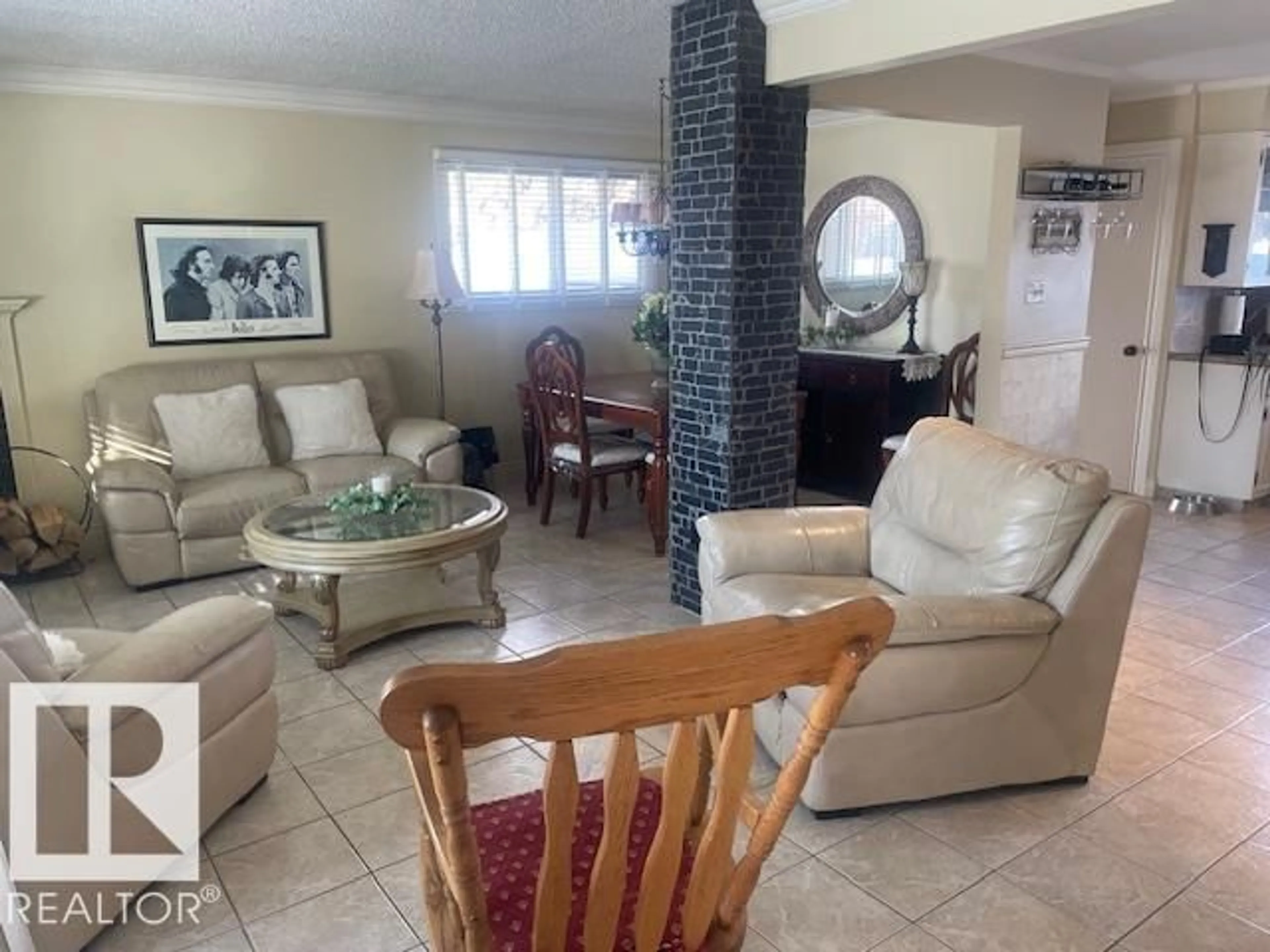 Living room with furniture, ceramic/tile floor for 7 GALLOWAY RD, Sherwood Park Alberta T8A3K8