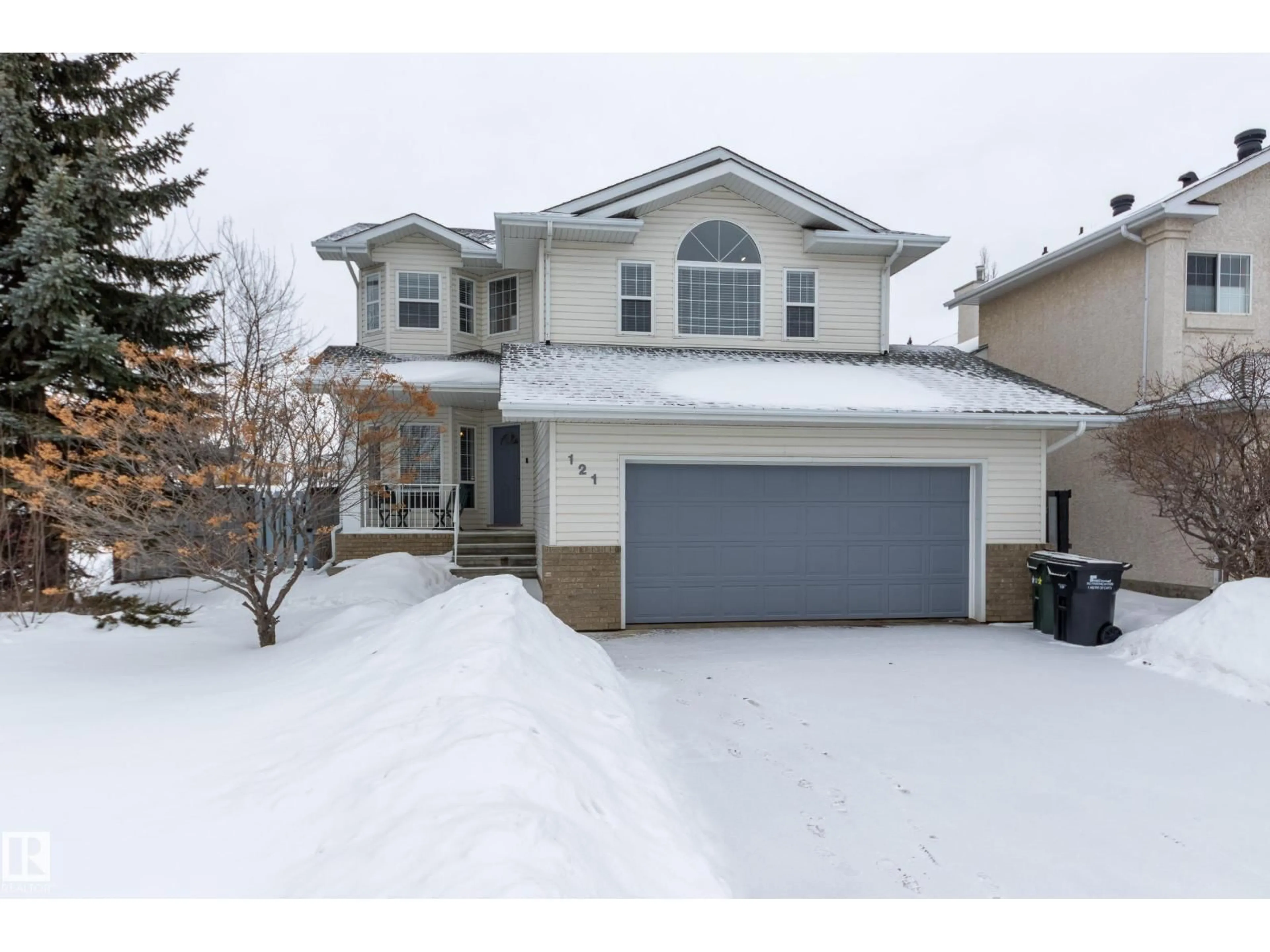 Unknown for 121 FORREST DR, Sherwood Park Alberta T8A6A8