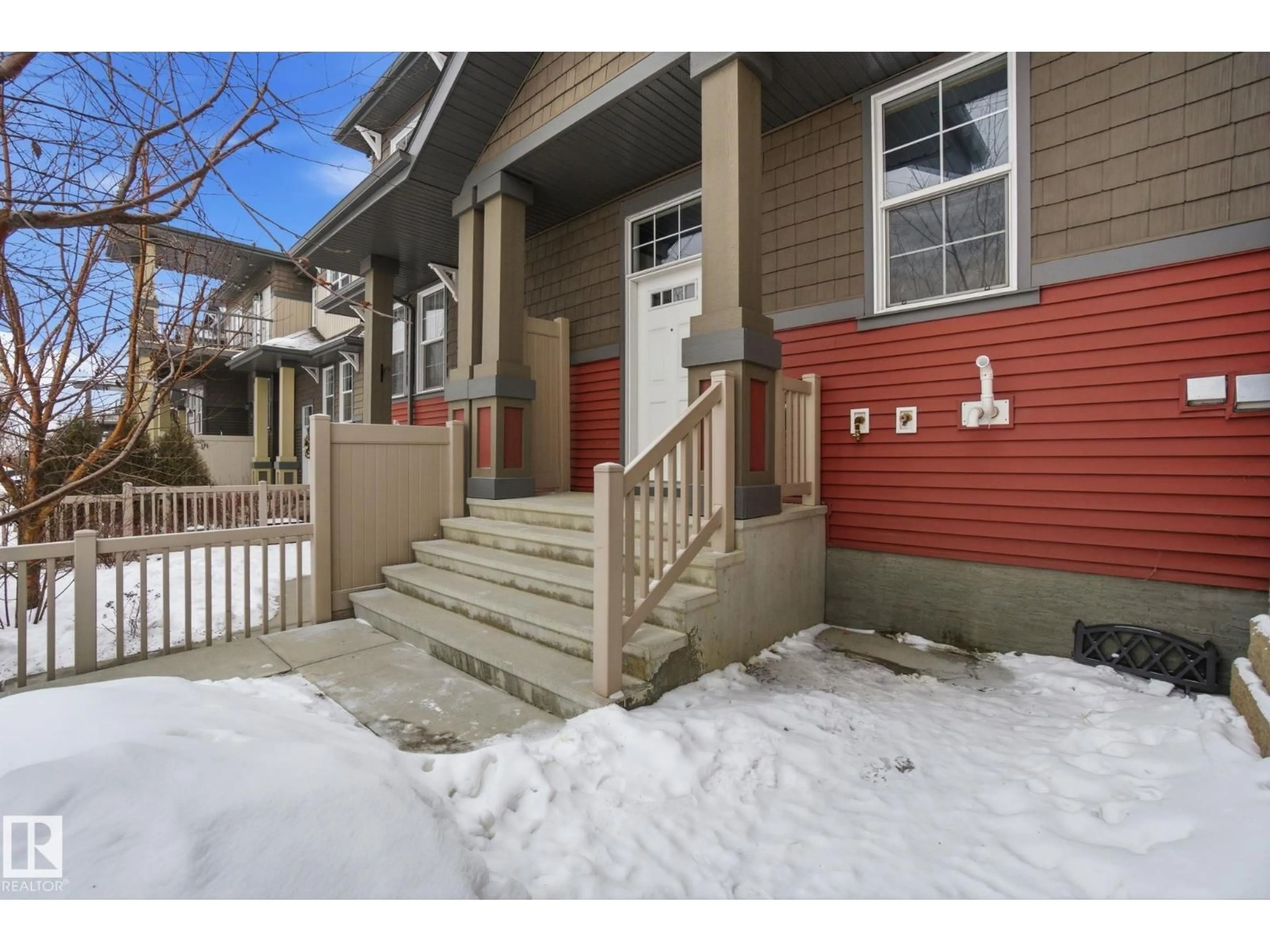 Indoor entryway for #71 - 4029 ORCHARDS DR, Edmonton Alberta T6X1V2