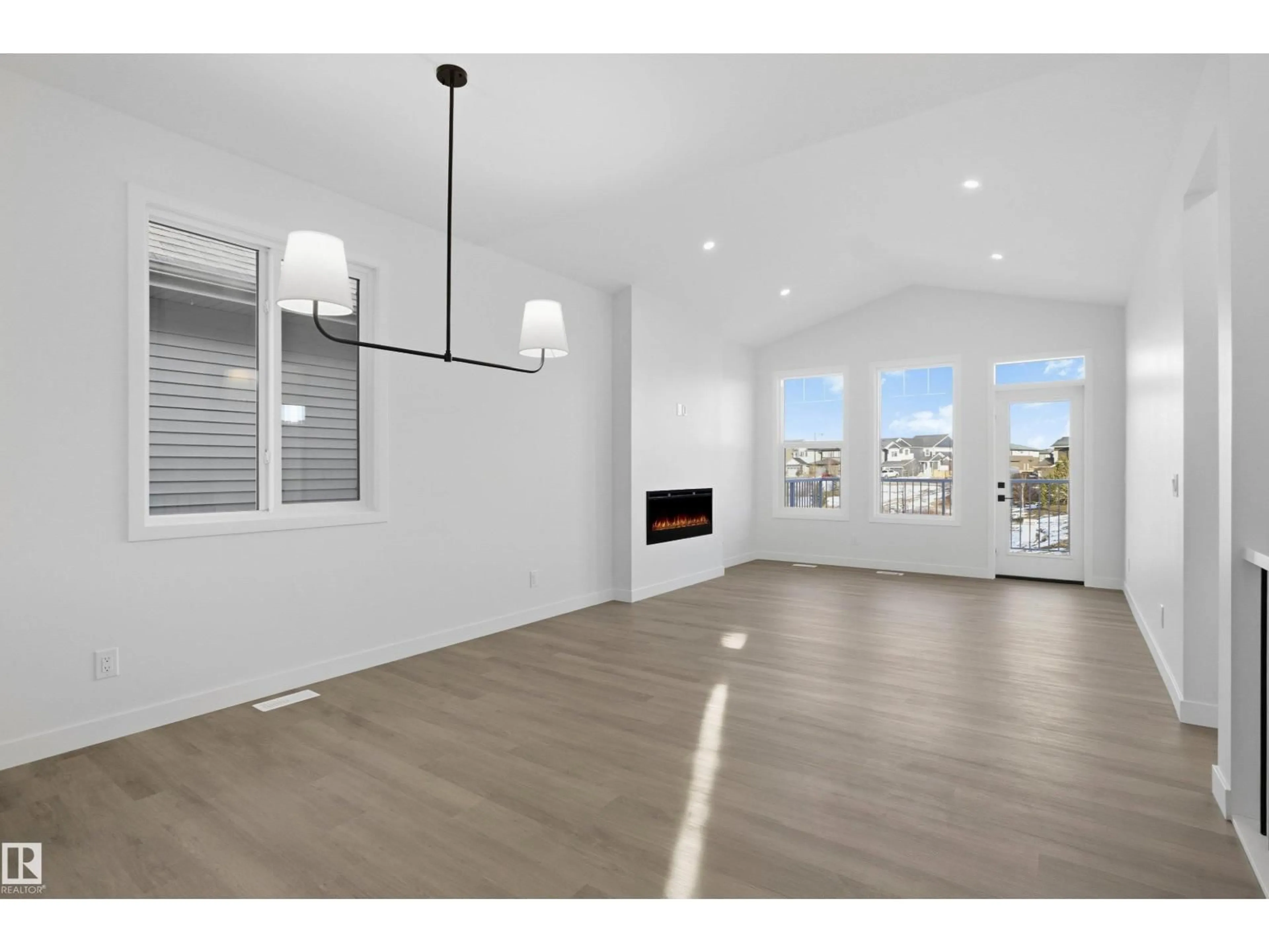 A pic of a room for 3704 CROSS LANDING LD, Edmonton Alberta T6W4M8