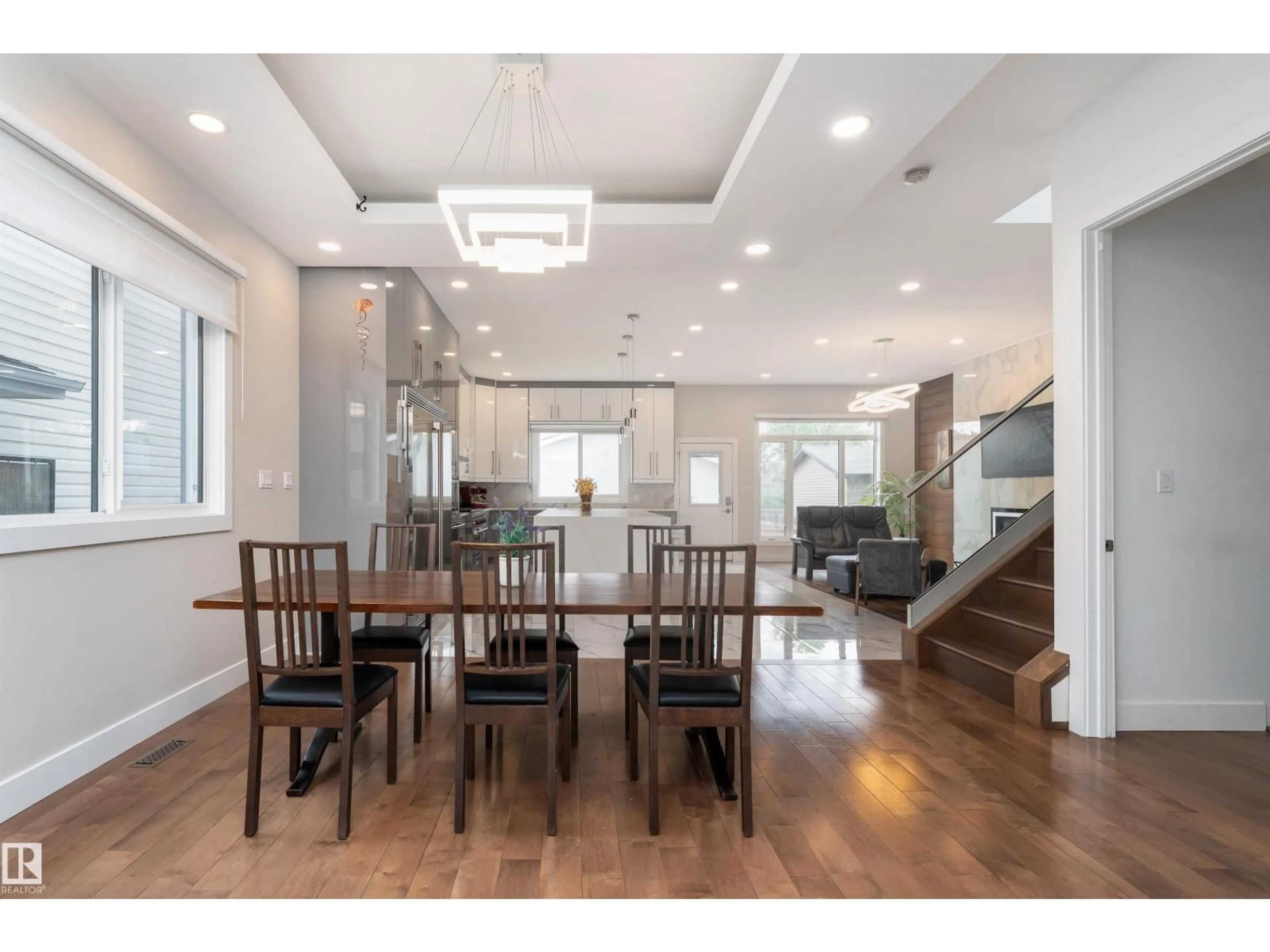 Dining room, wood/laminate floor for 7306 106 ST, Edmonton Alberta T6E4V8