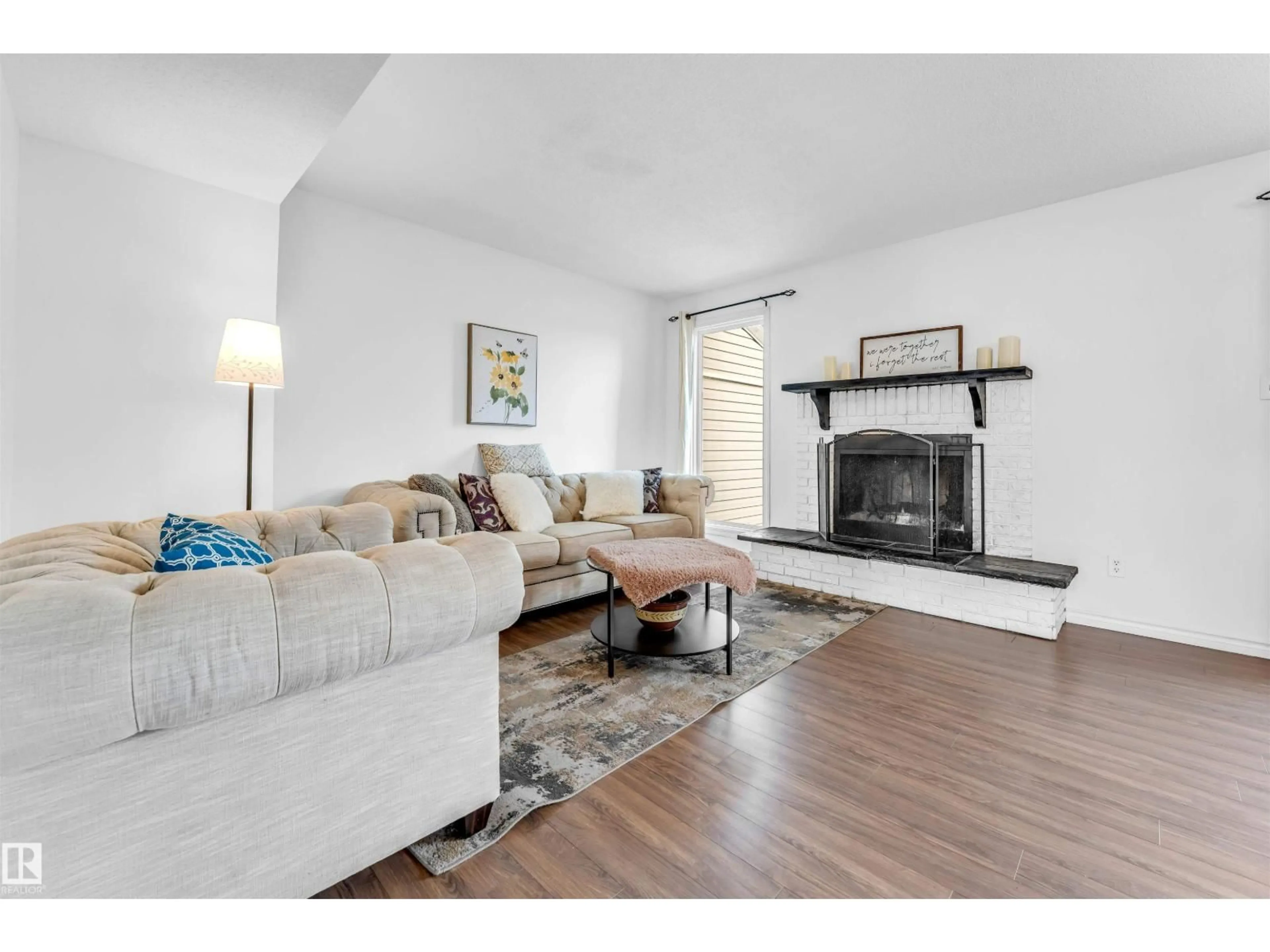 Living room with furniture, unknown for 5344 38A AV, Edmonton Alberta T6L2H4