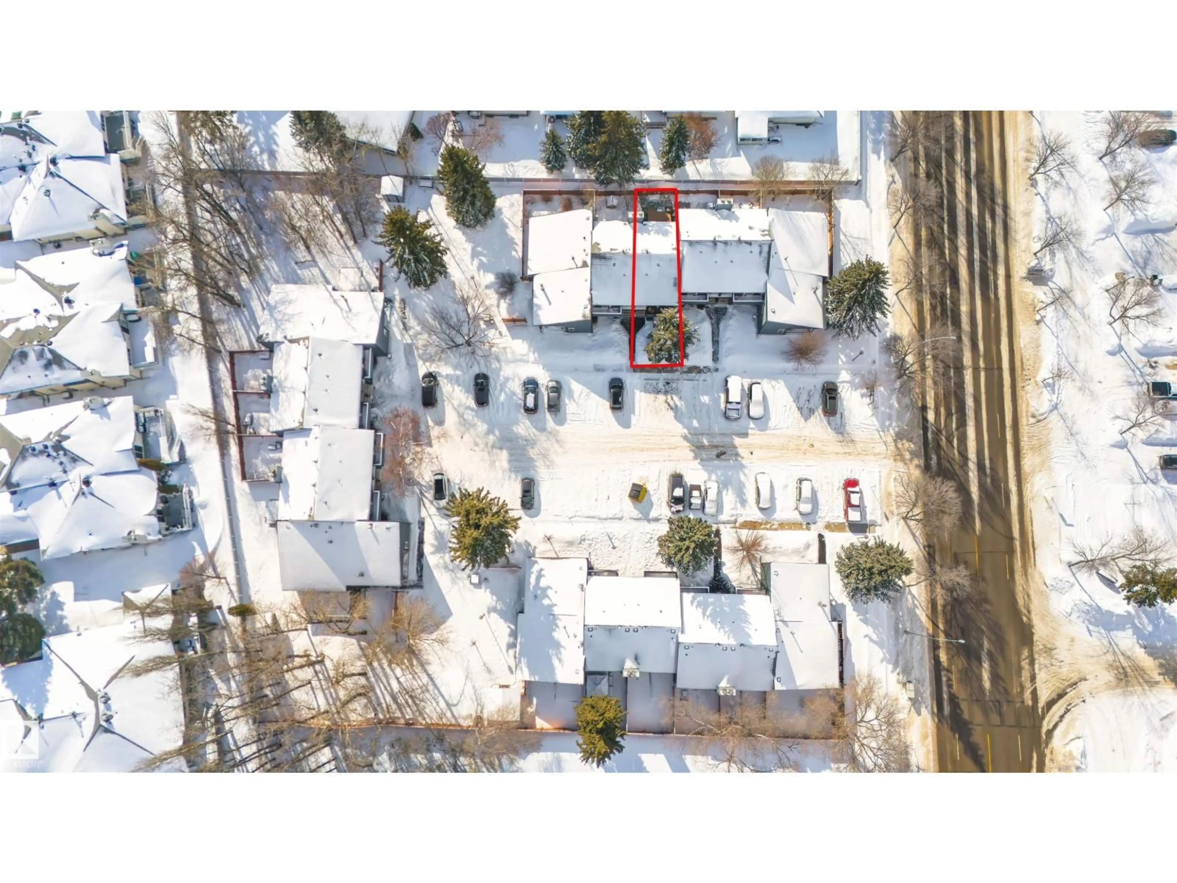 A pic from outside/outdoor area/front of a property/back of a property/a pic from drone, street for 115 GARDEN RD, St. Albert Alberta T8N5G8