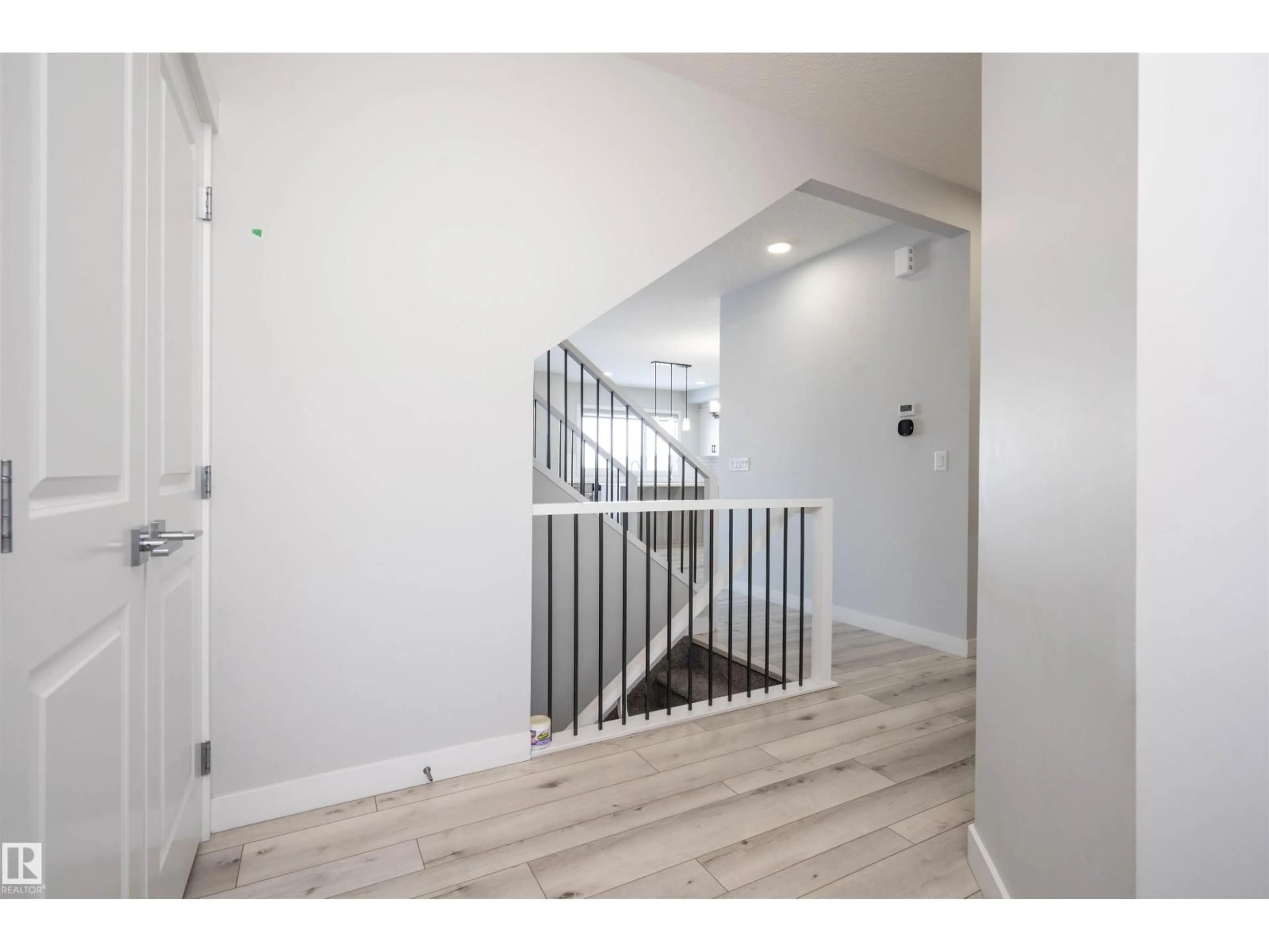 Unknown for 2420 15 AV, Edmonton Alberta T6T2L3