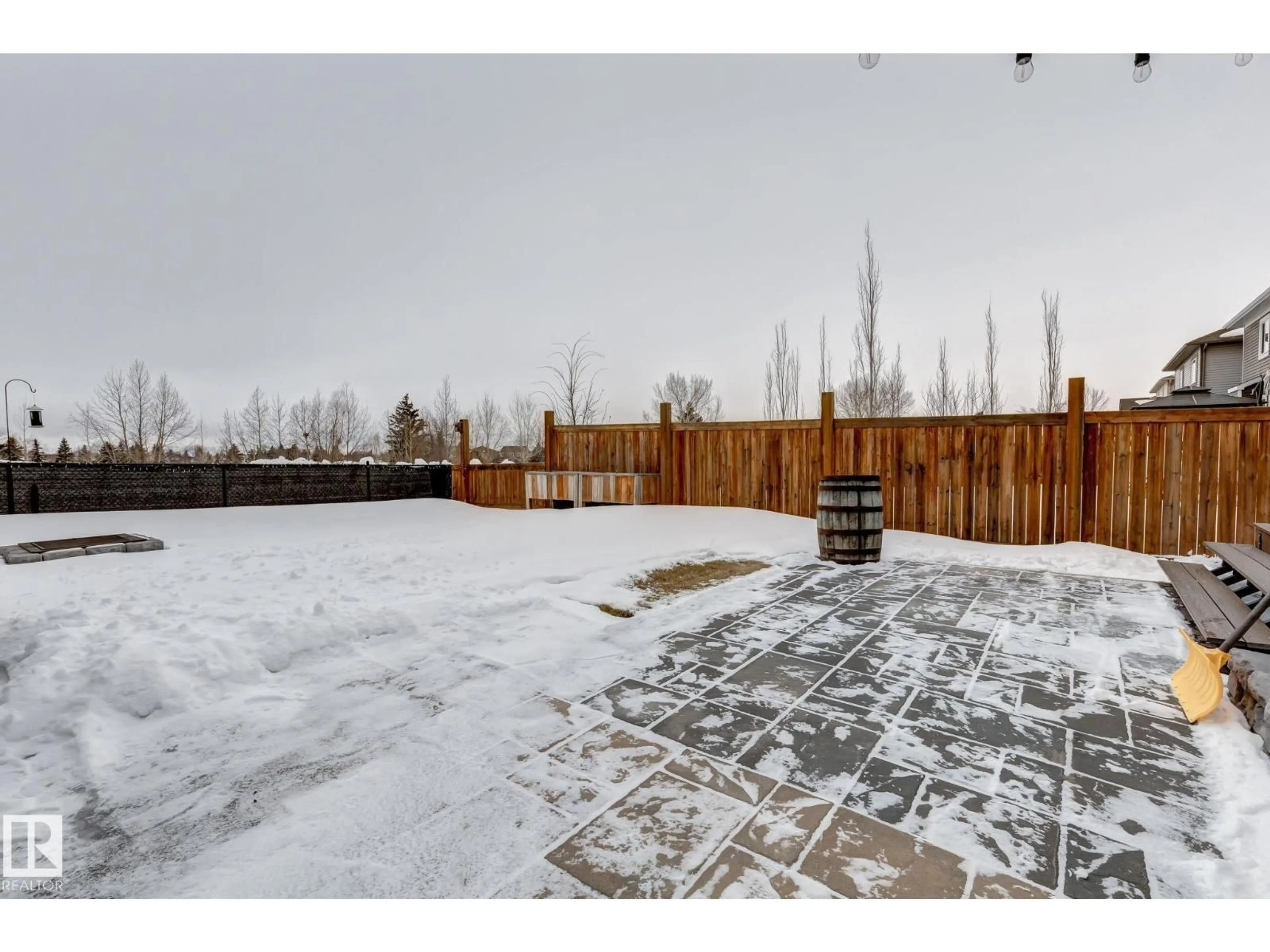 Patio, unknown for 266 REICHERT DR, Beaumont Alberta T4X1Z7