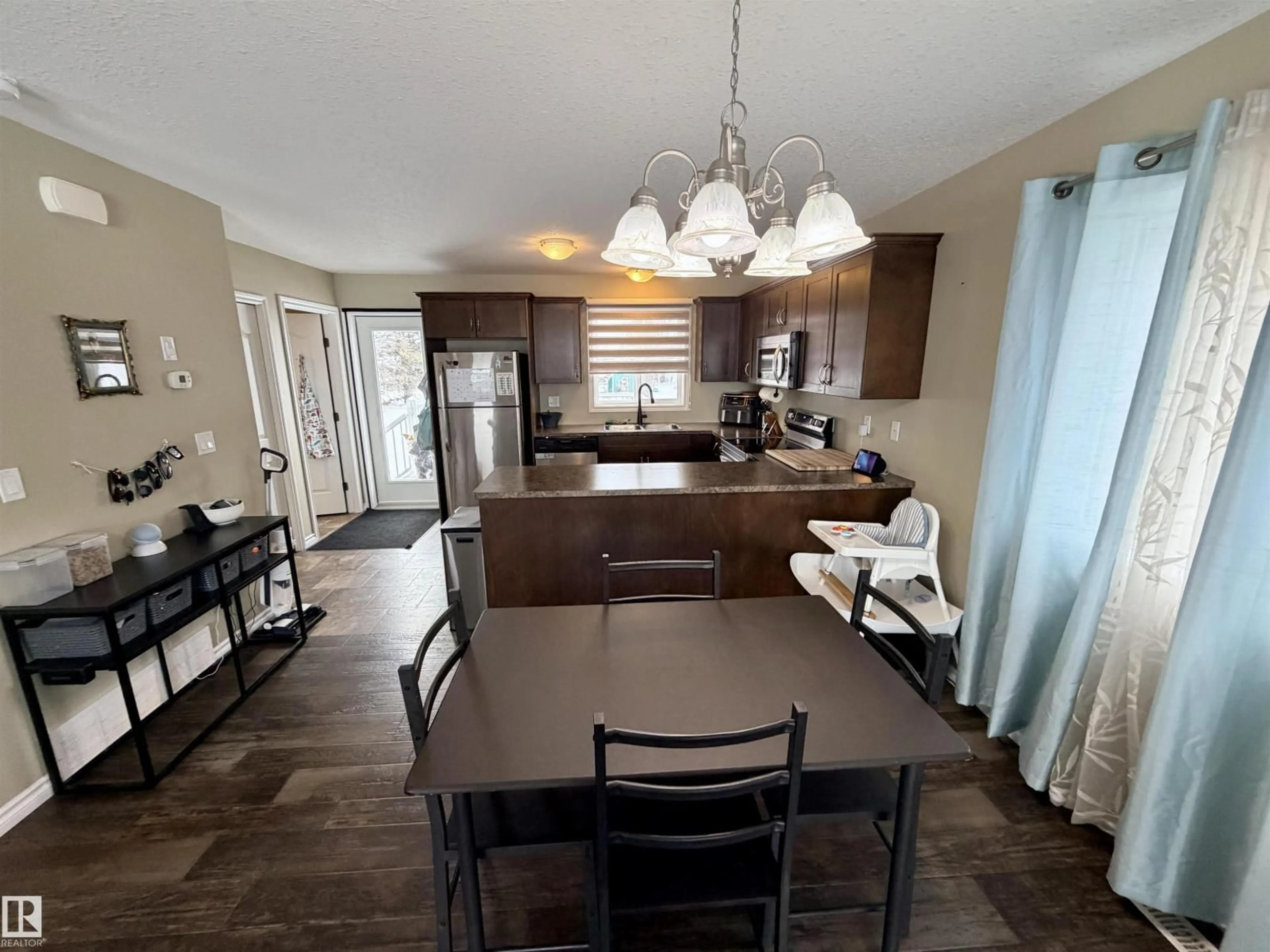 Open concept kitchen, unknown for 5113 56 AV, St. Paul Town Alberta T0A3A1