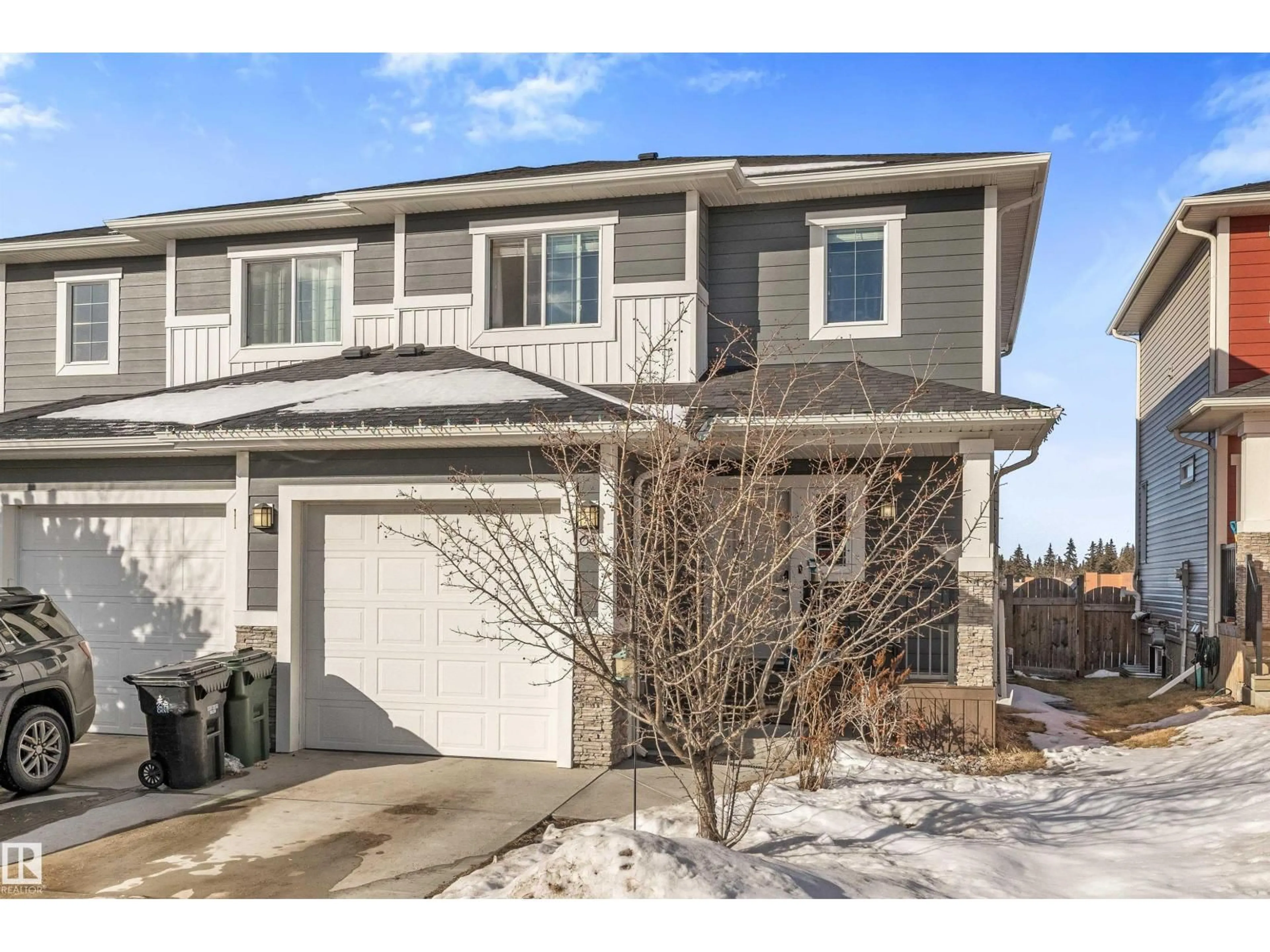 Home with vinyl exterior material, street for 64 HAZELWOOD LN, Spruce Grove Alberta T7X0R7