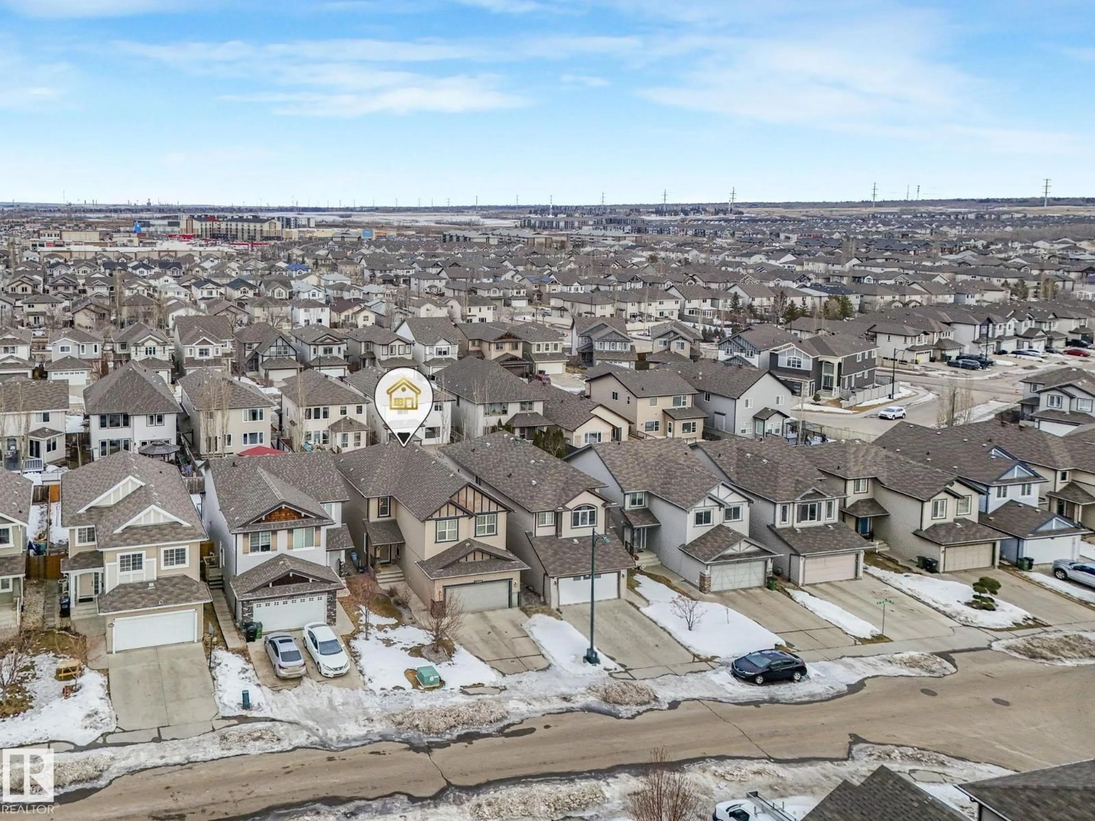 A pic from outside/outdoor area/front of a property/back of a property/a pic from drone, street for 1548 36 AV, Edmonton Alberta T6T0M5