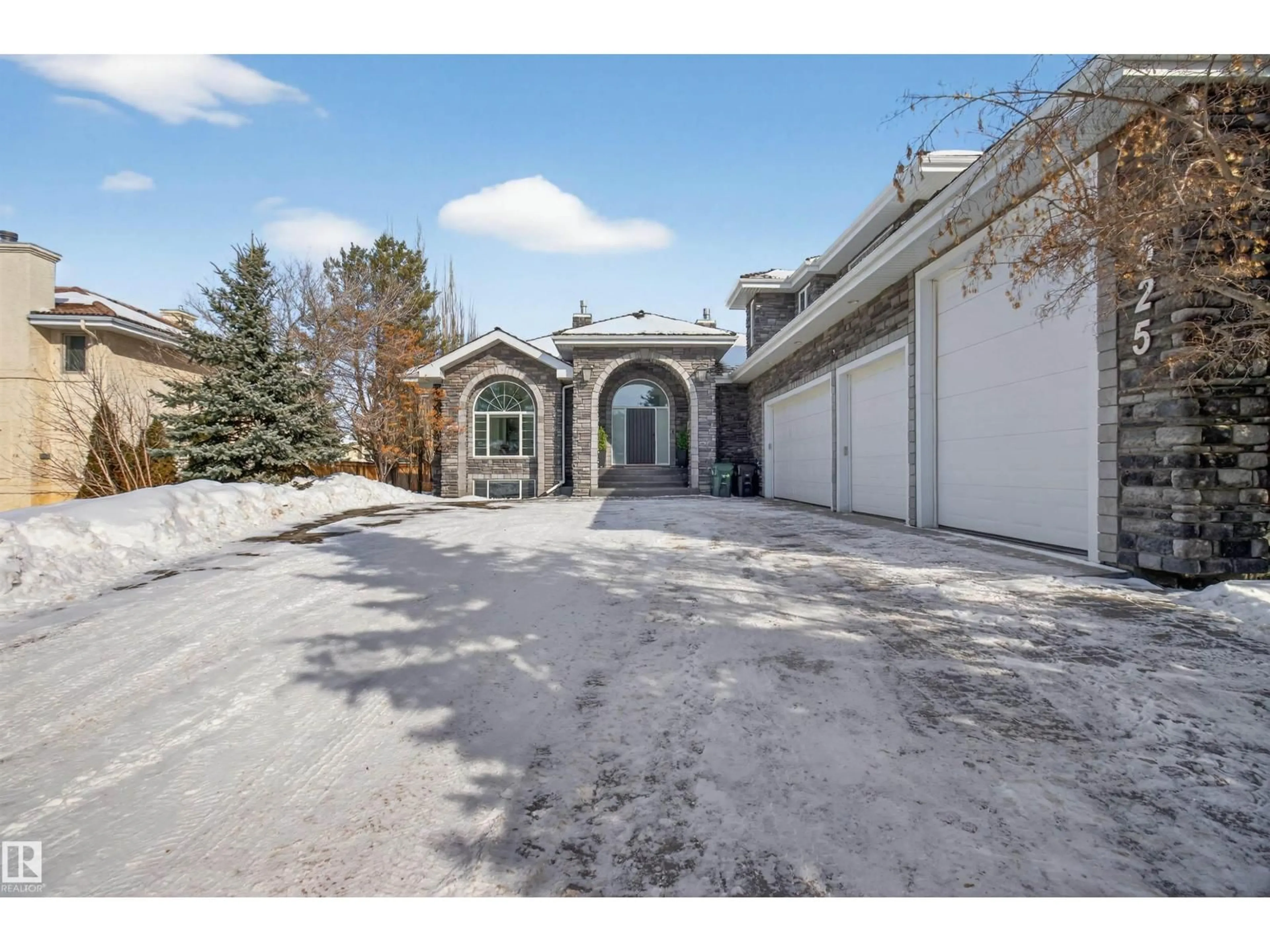 Unknown for 525 ESTATE DR, Sherwood Park Alberta T8B1M2