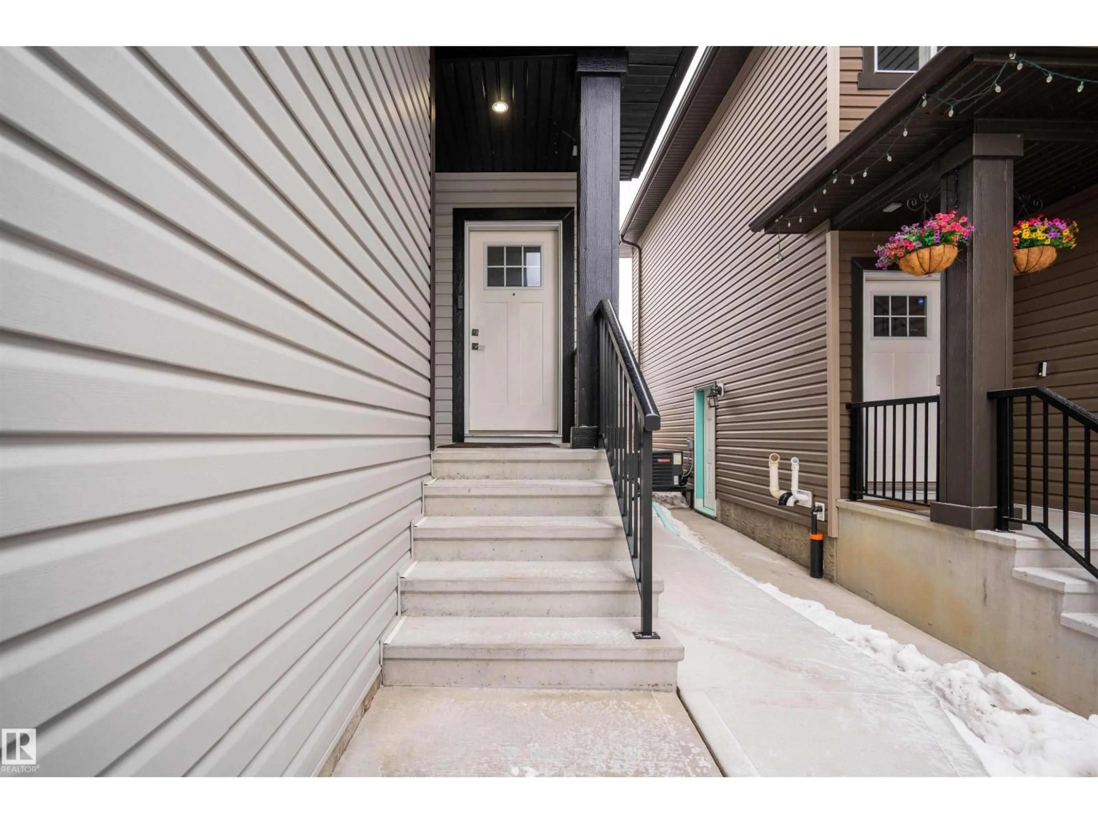 Unknown for #43 - 1703 16 AV, Edmonton Alberta T6T2C3