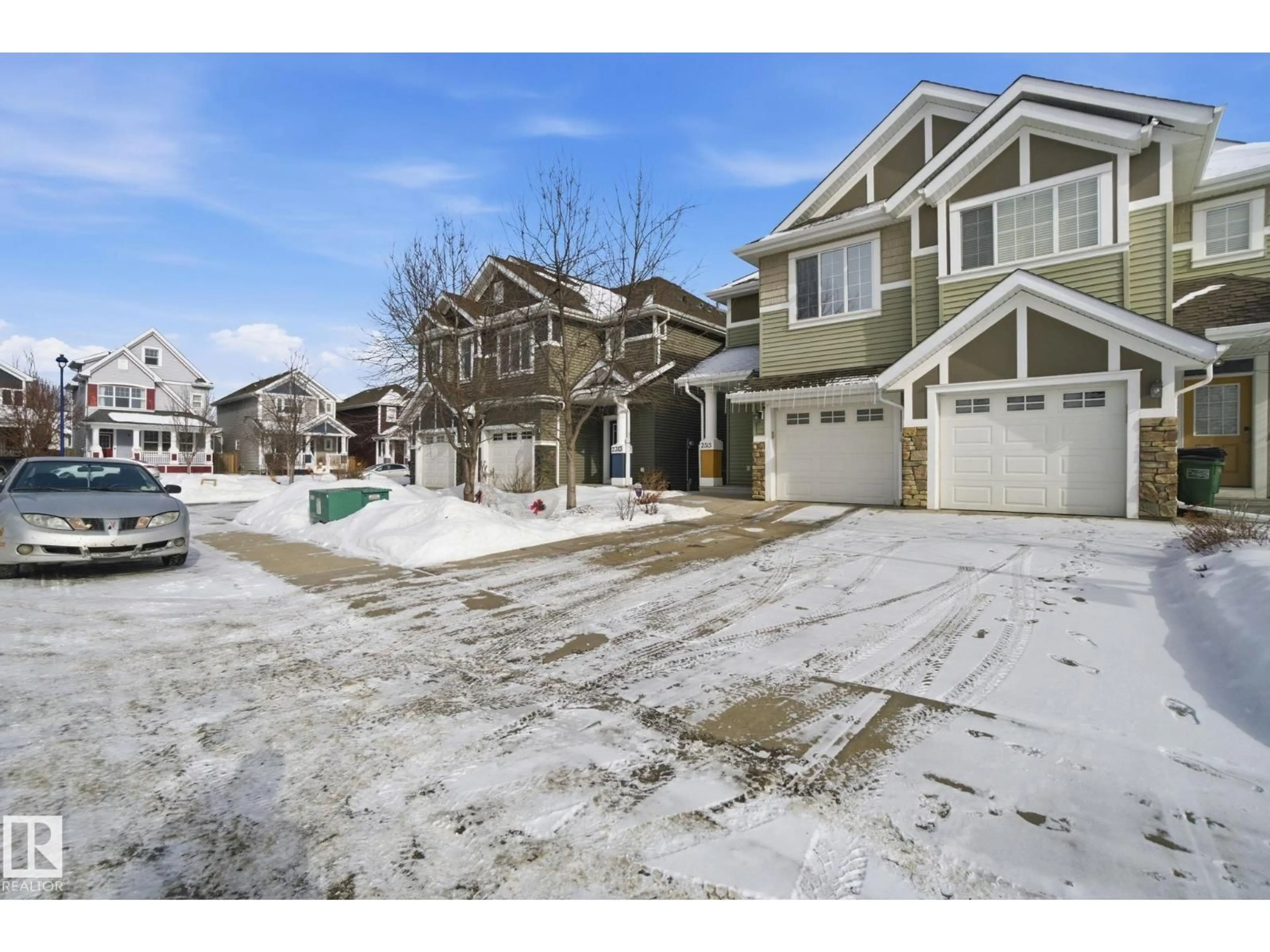 A pic from outside/outdoor area/front of a property/back of a property/a pic from drone, street for 2315 73 ST SW, Edmonton Alberta T6X0V5