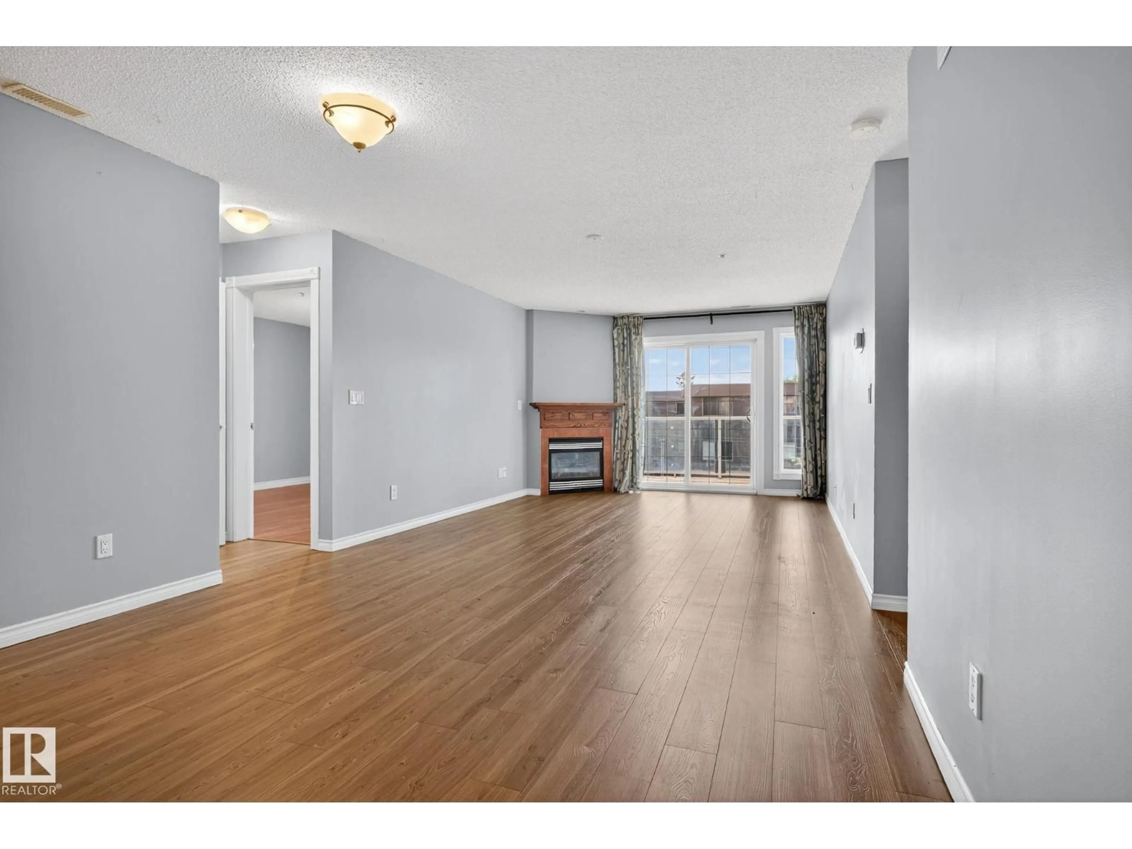 A pic of a room for #314 - 12110 106 AV, Edmonton Alberta T5H4R9