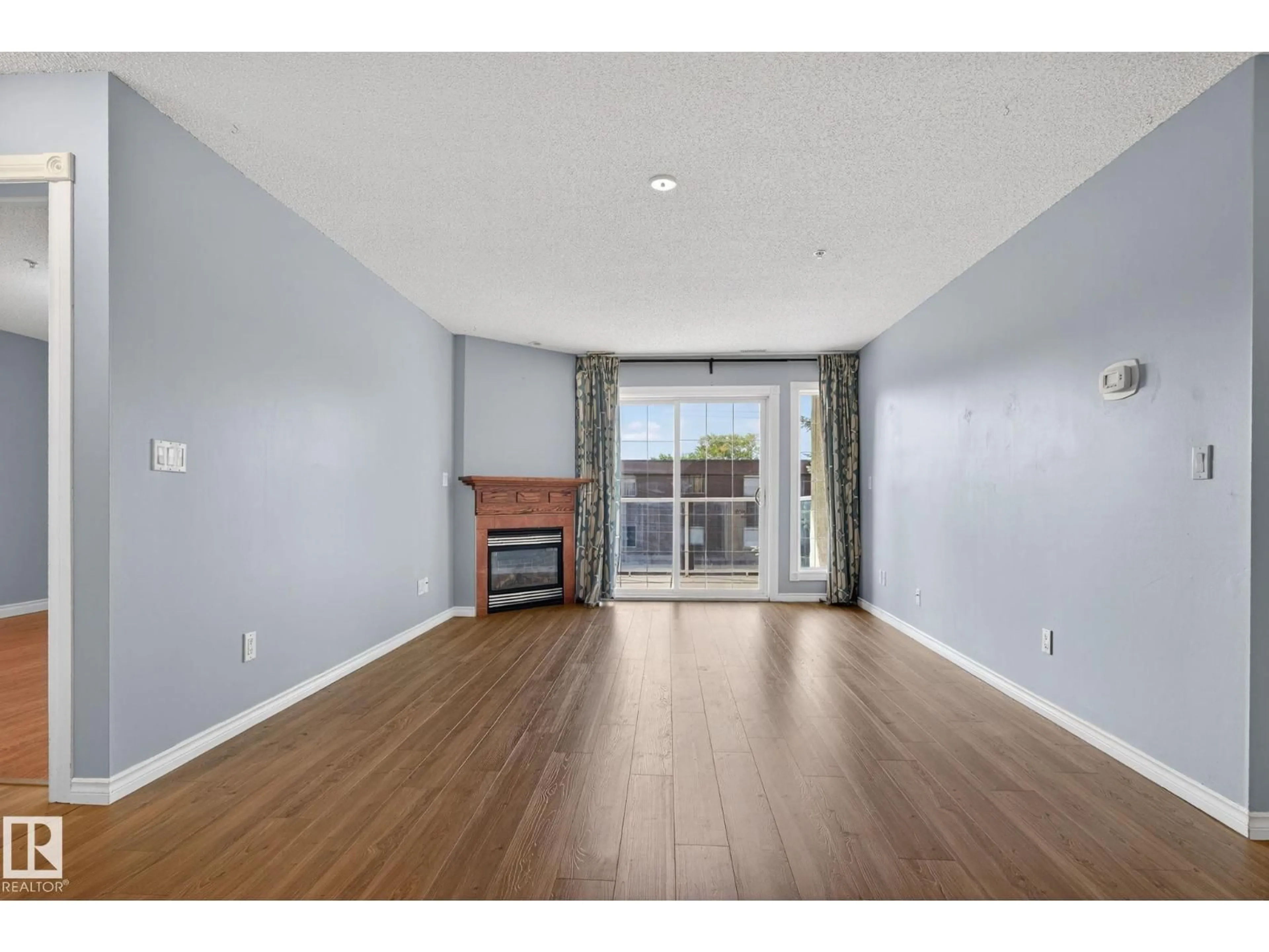 A pic of a room for #314 - 12110 106 AV, Edmonton Alberta T5H4R9