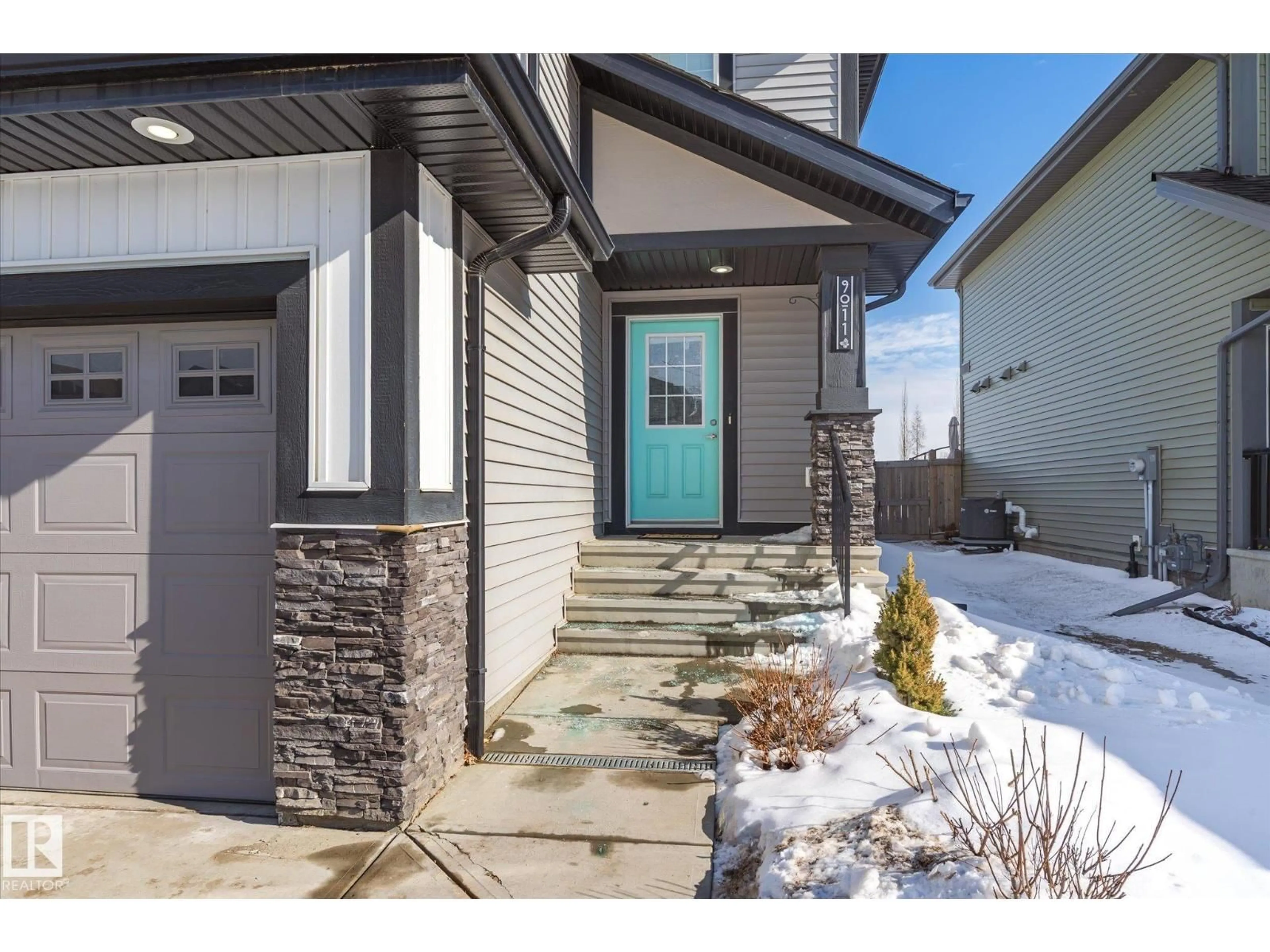 Unknown for 9011 217 ST, Edmonton Alberta T5T7C4