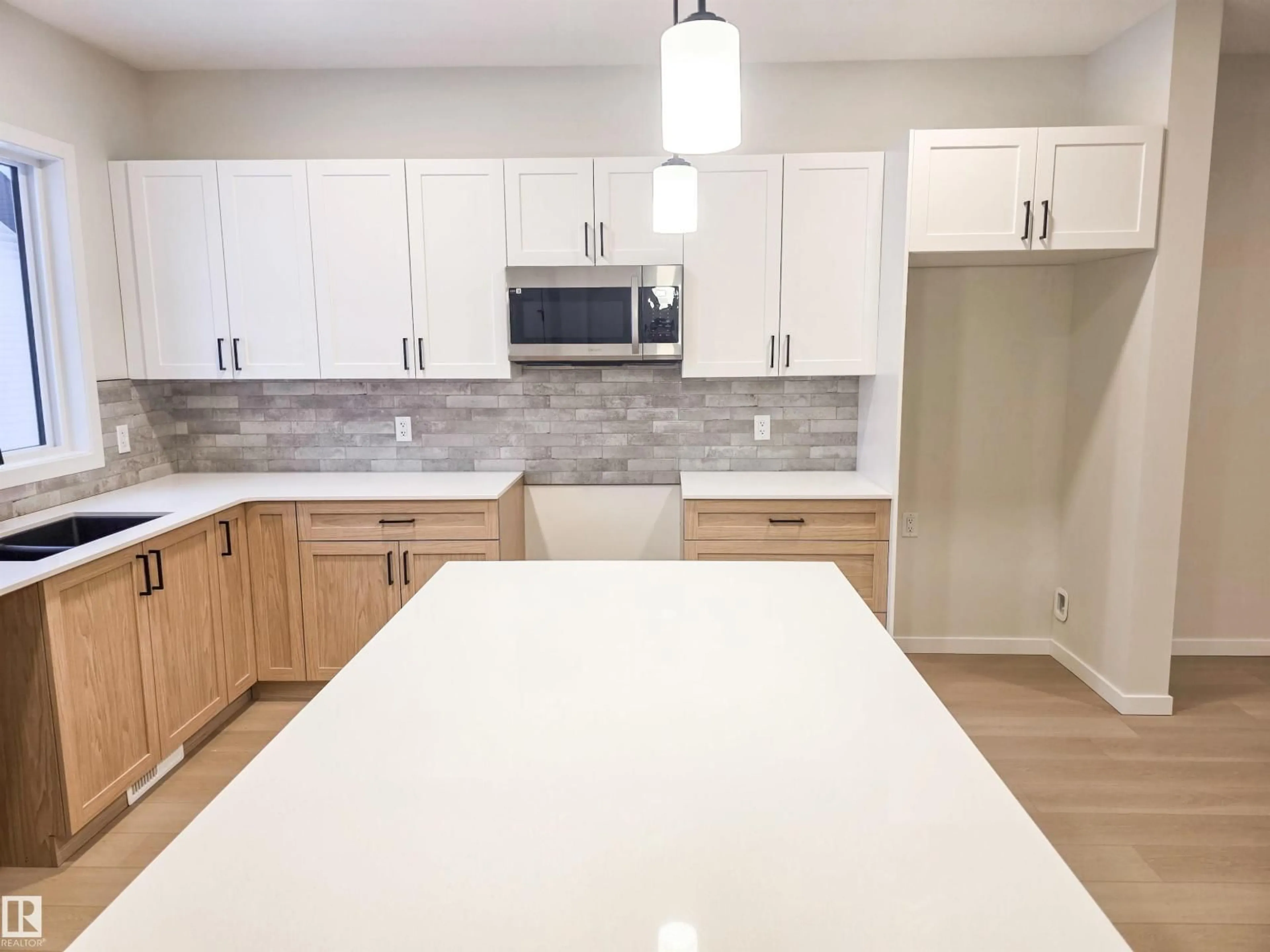 Open concept kitchen, unknown for 10 HUNTER PL, Spruce Grove Alberta T7X3W3